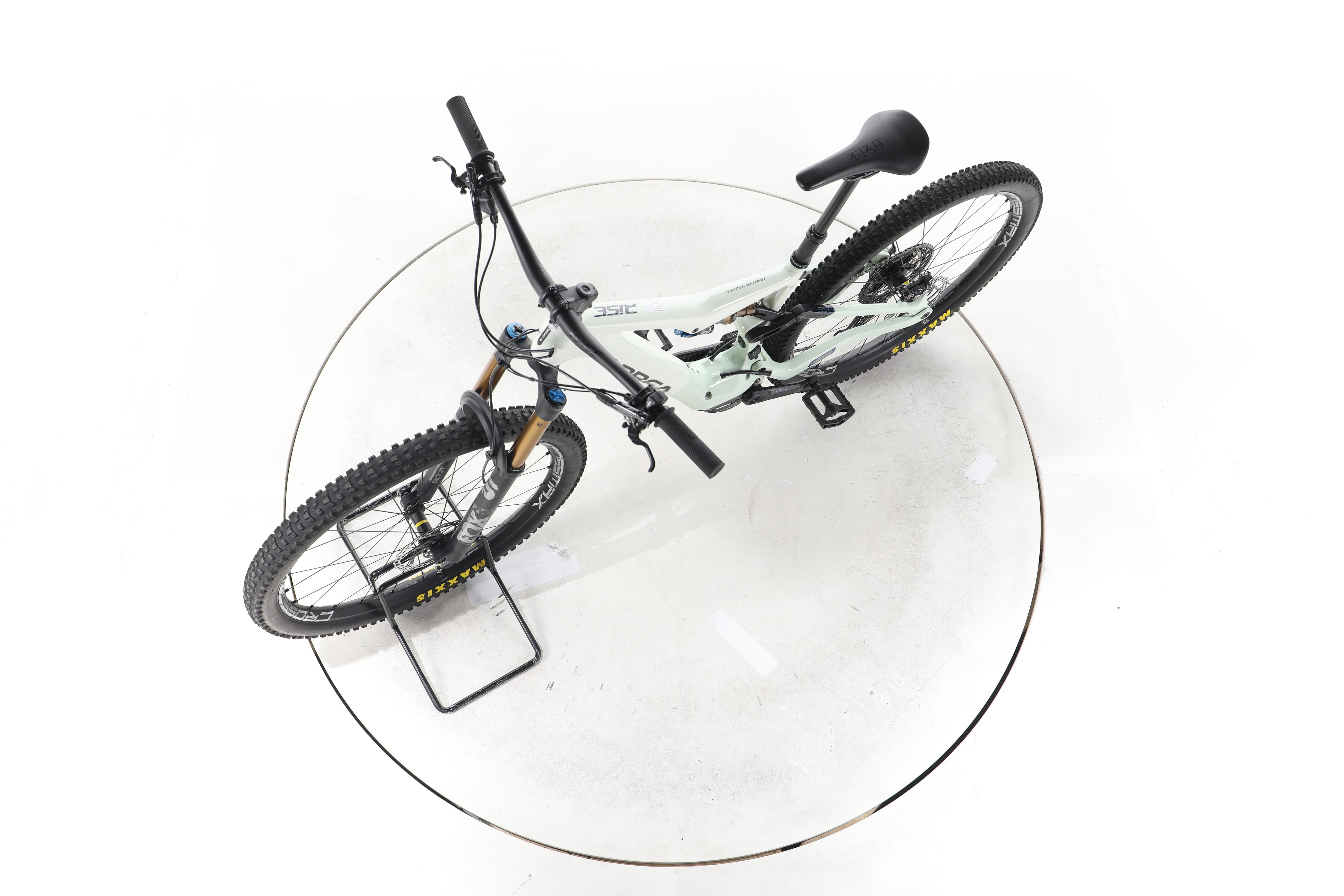 Orbea Rise M10 E-Bike Fully Carbon - Image 18