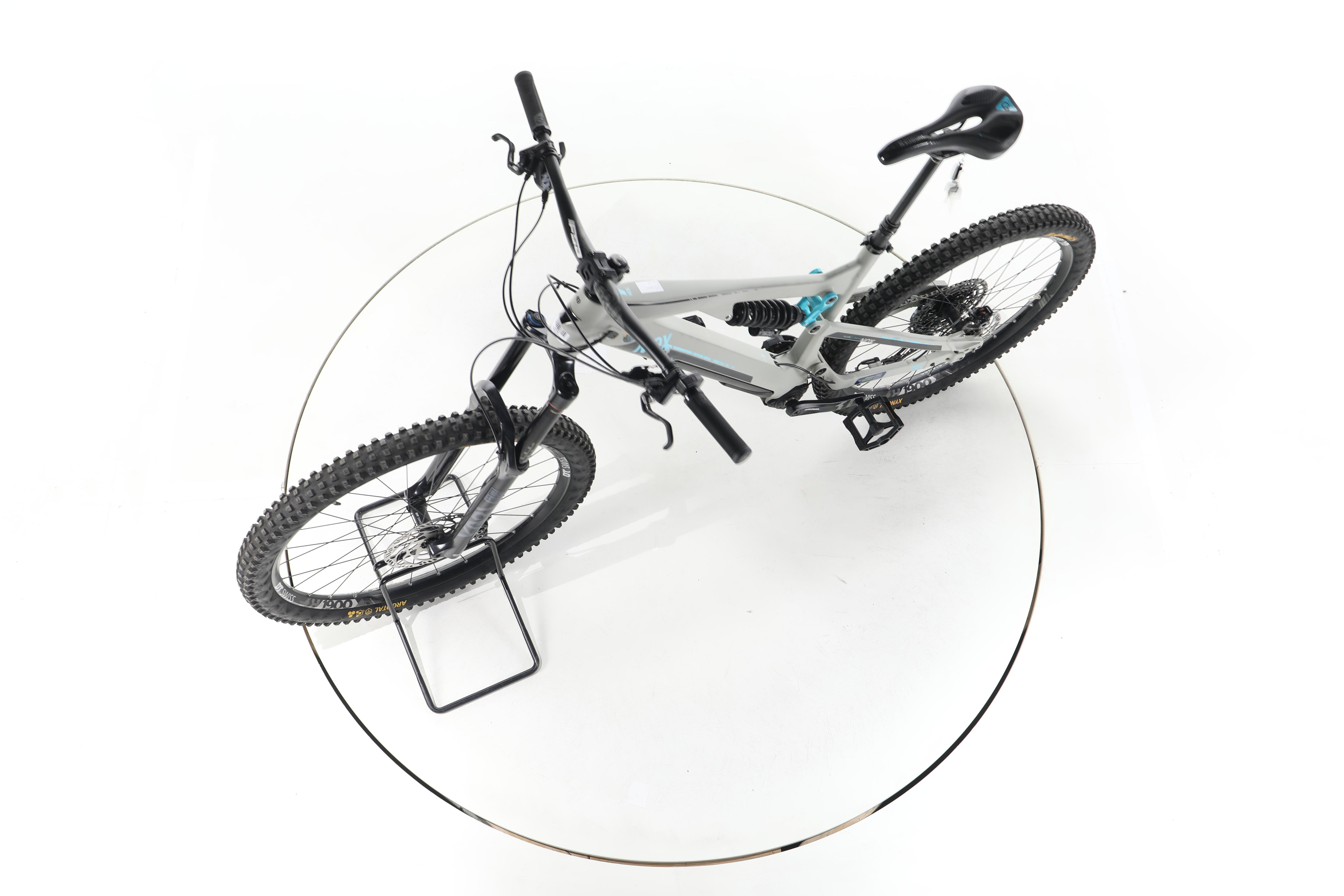 Nox Cycles HELIUM ENDURO 7.1 E-Bike Fully Carbon - Image 18