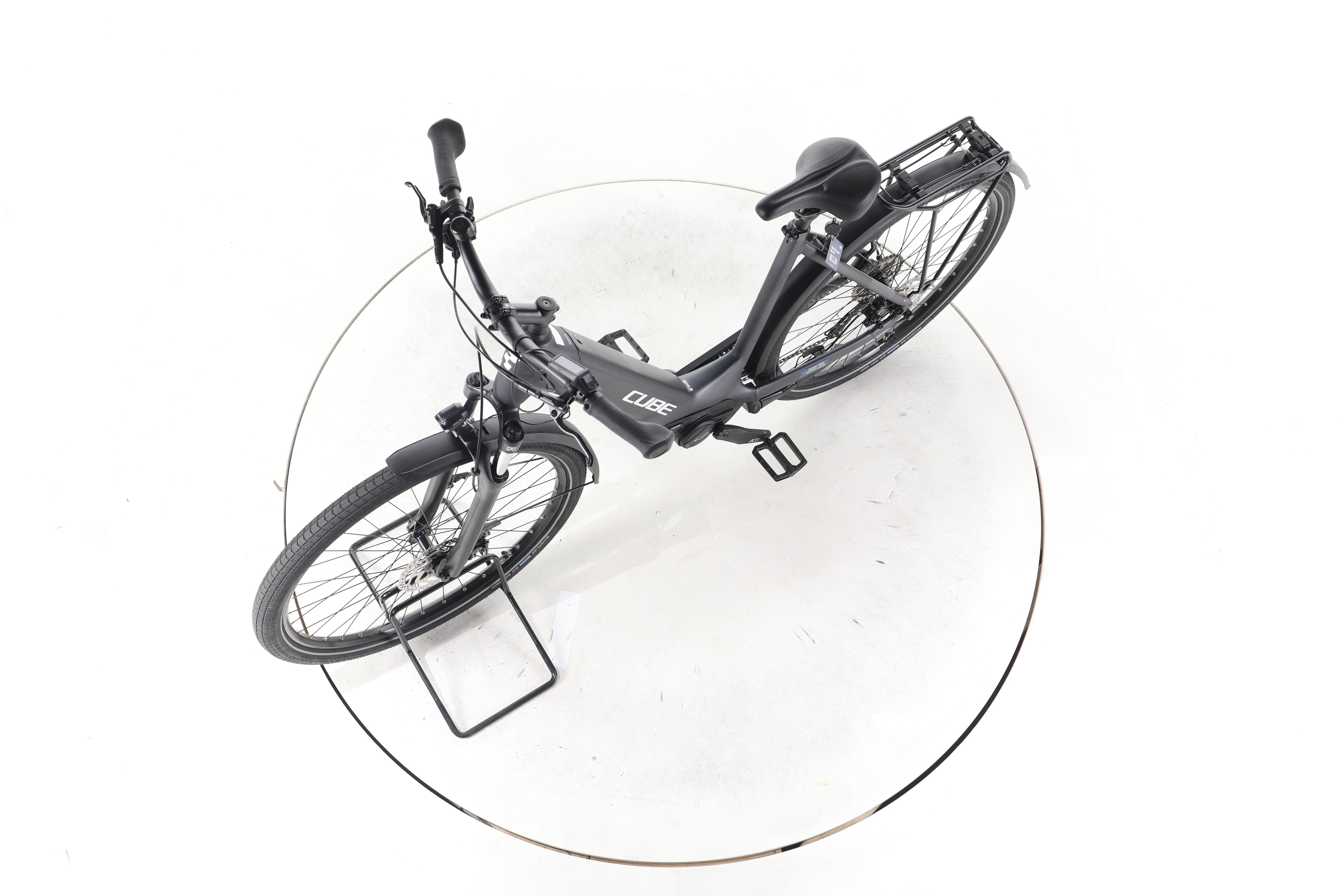 Cube Touring Hybrid ONE Trekking E-Bike Tiefeinsteiger - Image 18