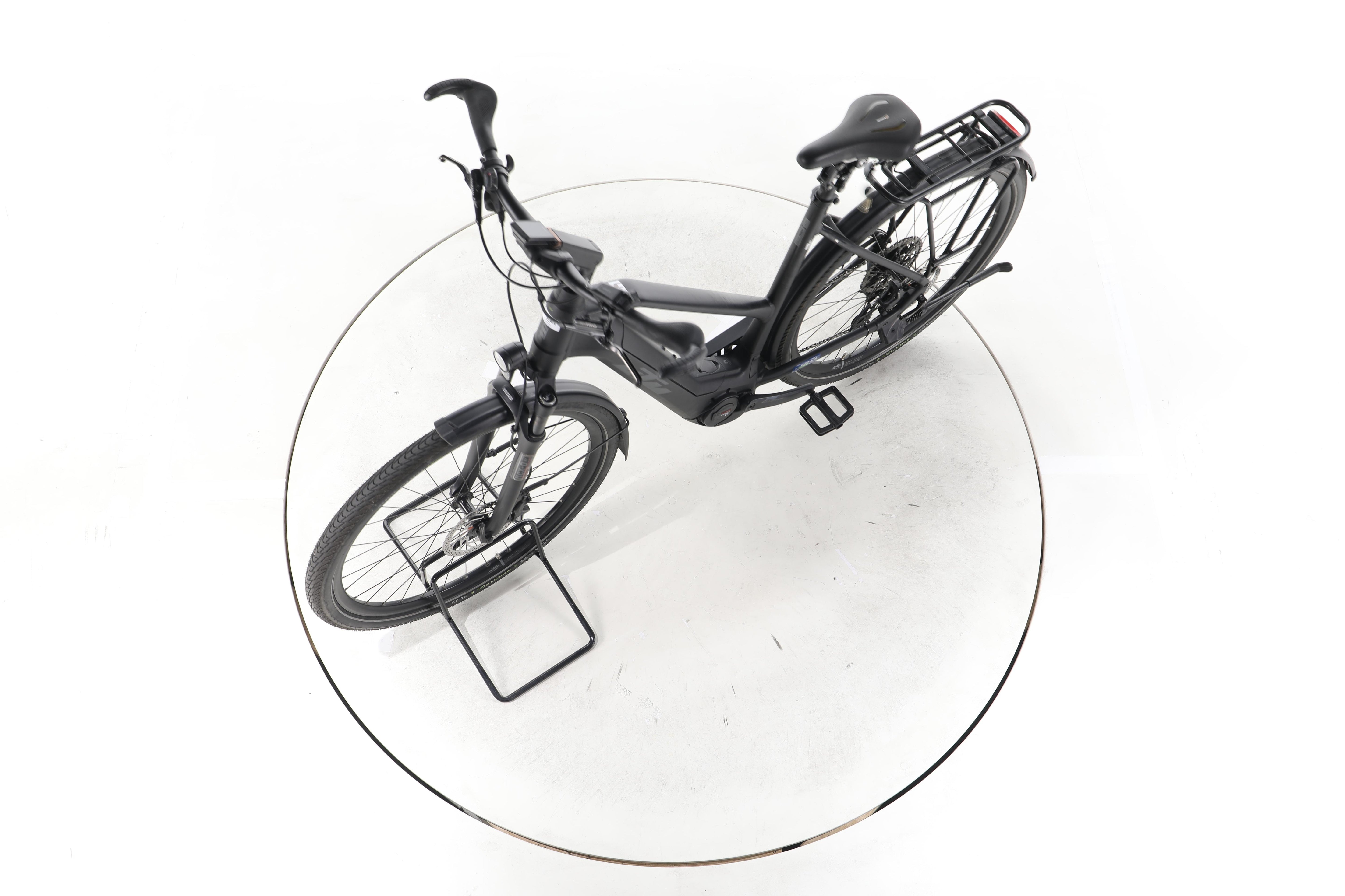 KTM Macina Style Pro Trekking E-Bike - Image 18