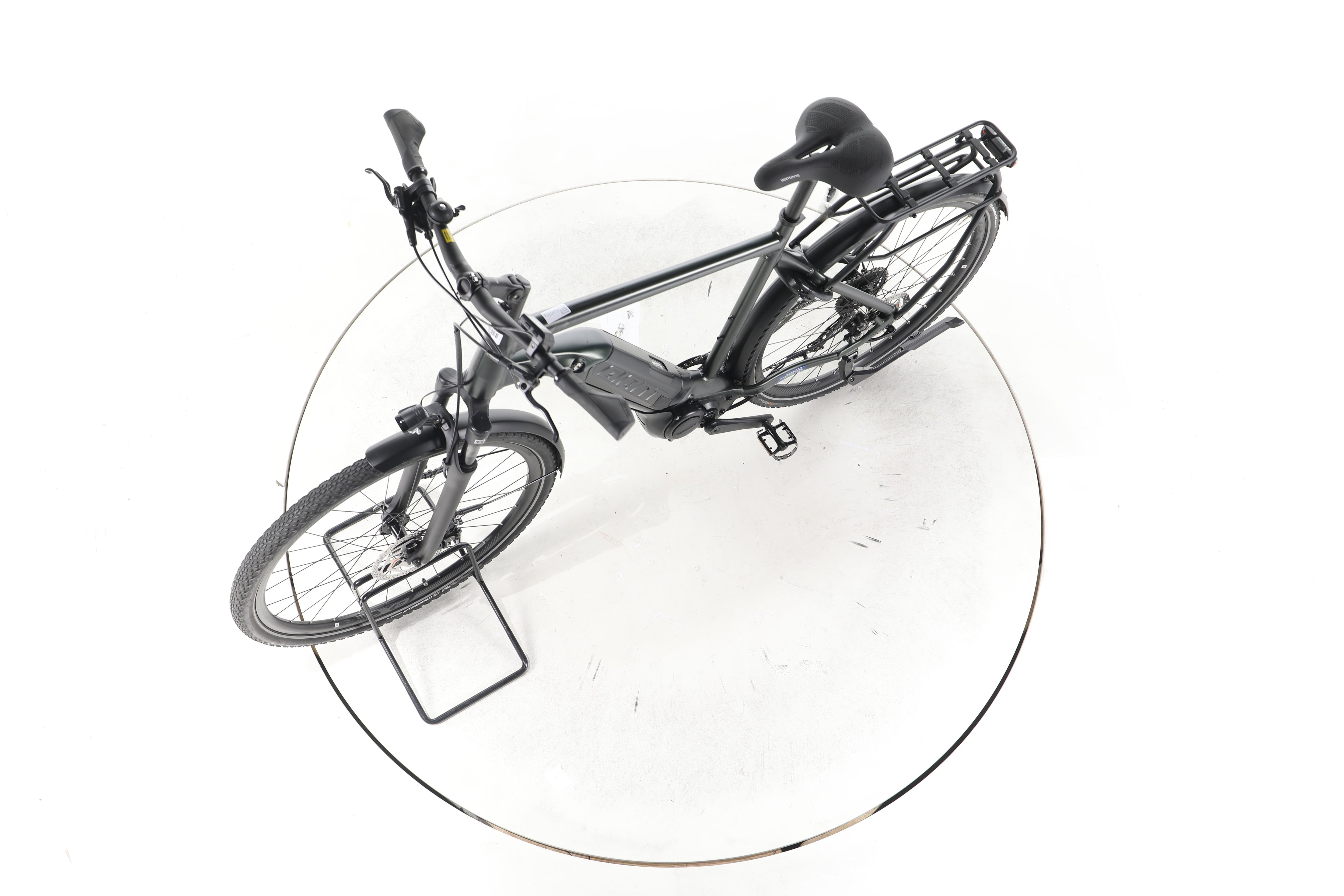 Giant Explore E+ 3 Trekking E-Bike - Image 18