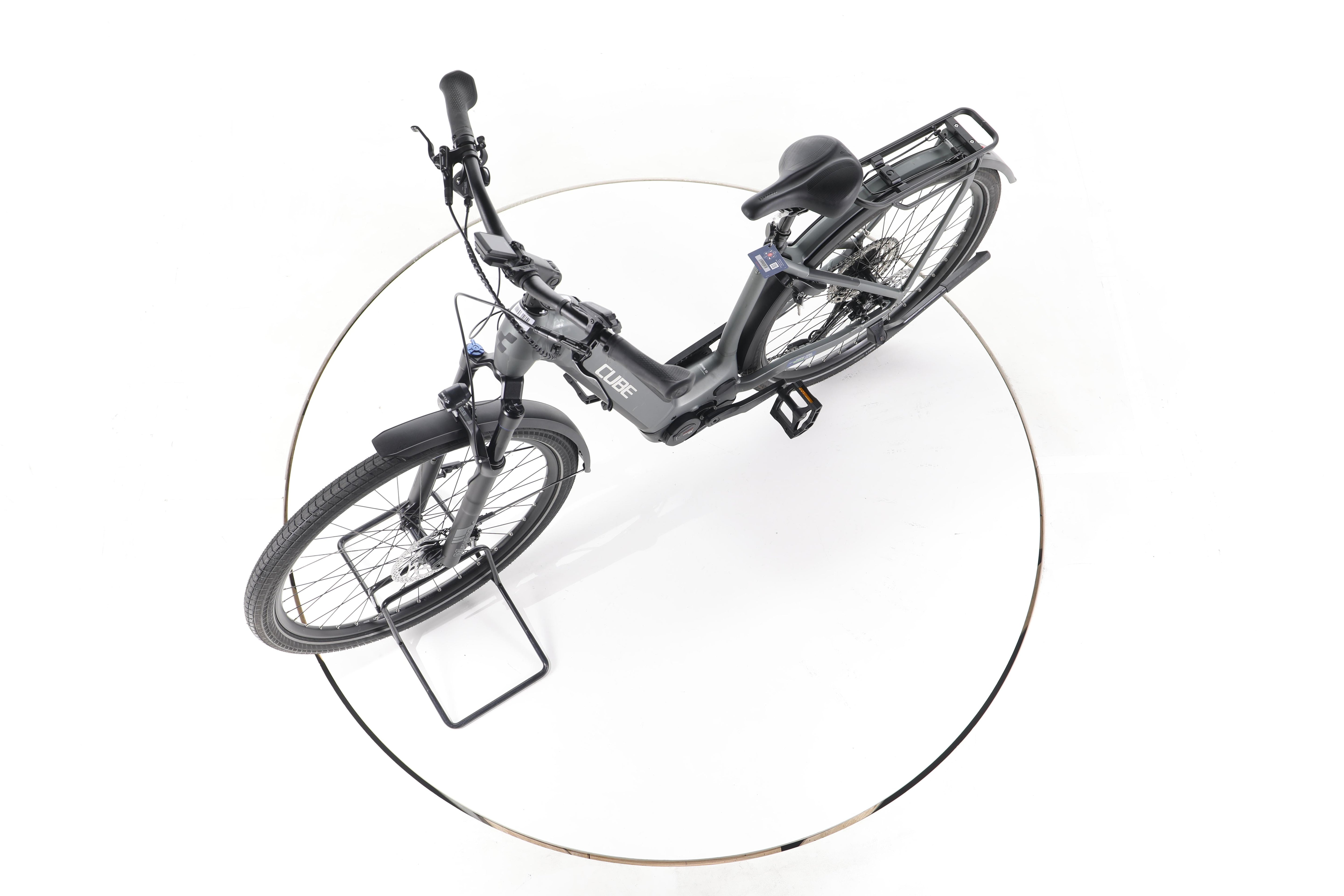 Cube Kathmandu Hybrid Pro Trekking E-Bike Tiefeinsteiger - Image 18