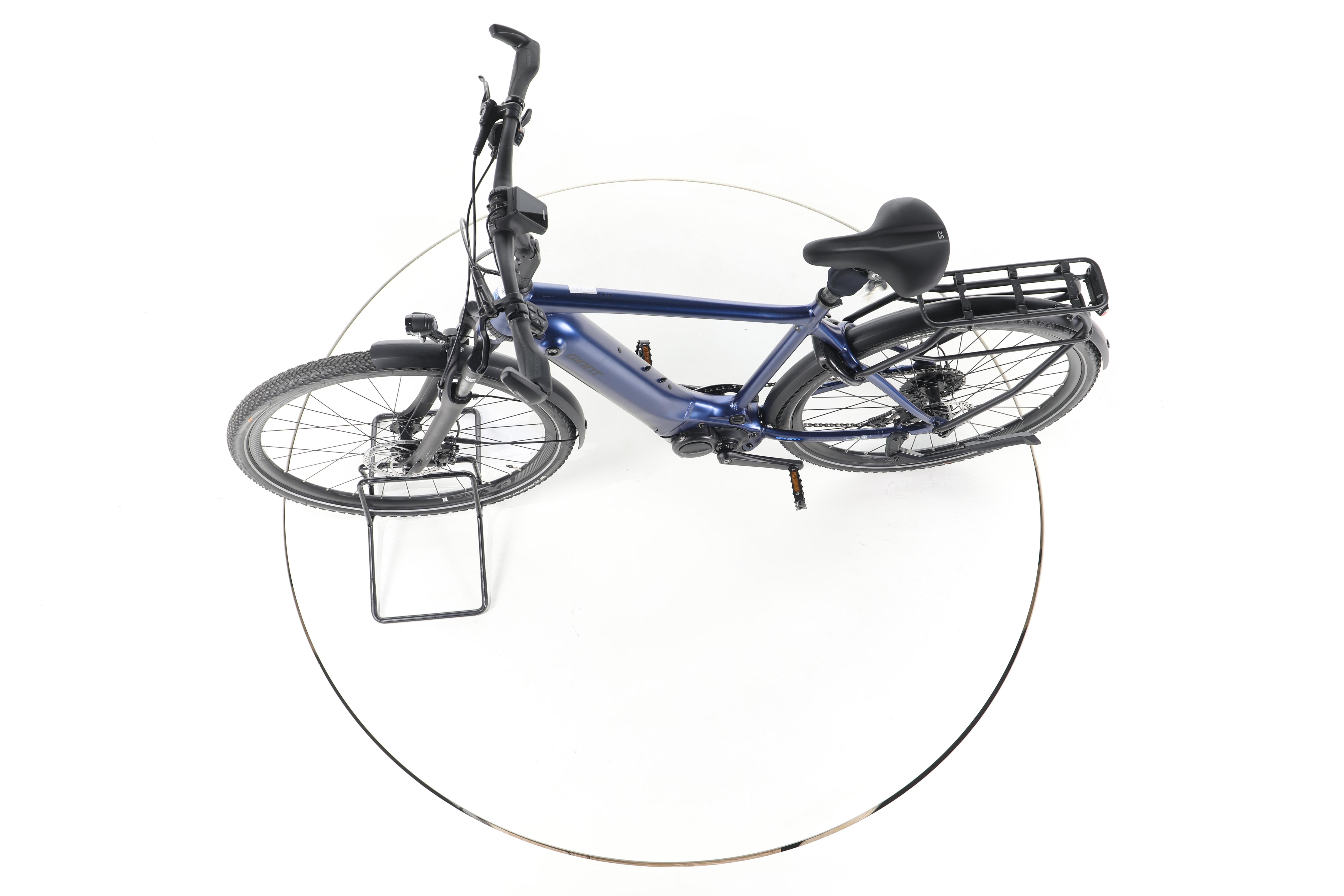 Giant Explore E+ 2 Trekking E-Bike - Image 19