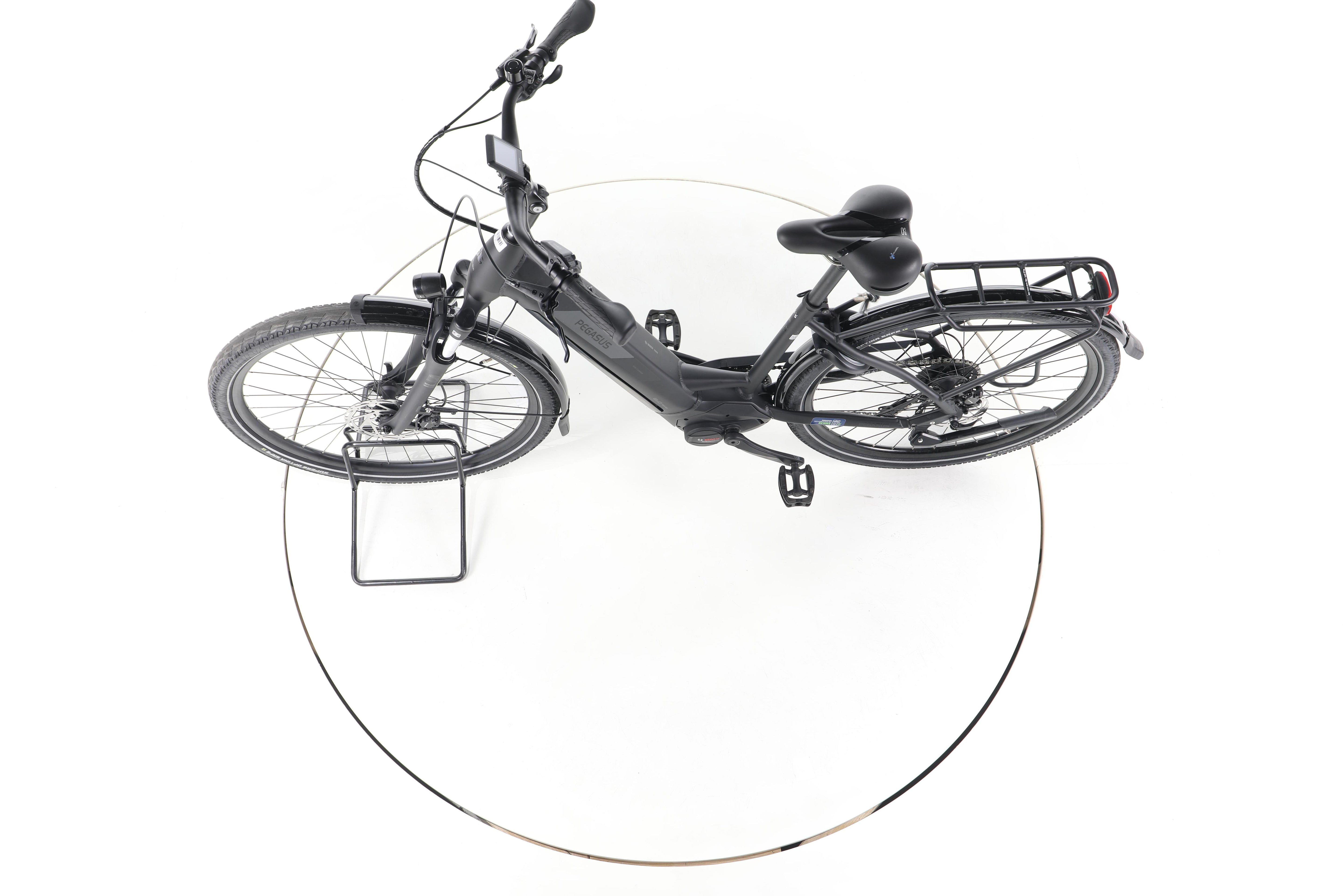 Pegasus Solero EVO Trekking E-Bike Tiefeinsteiger - Image 19