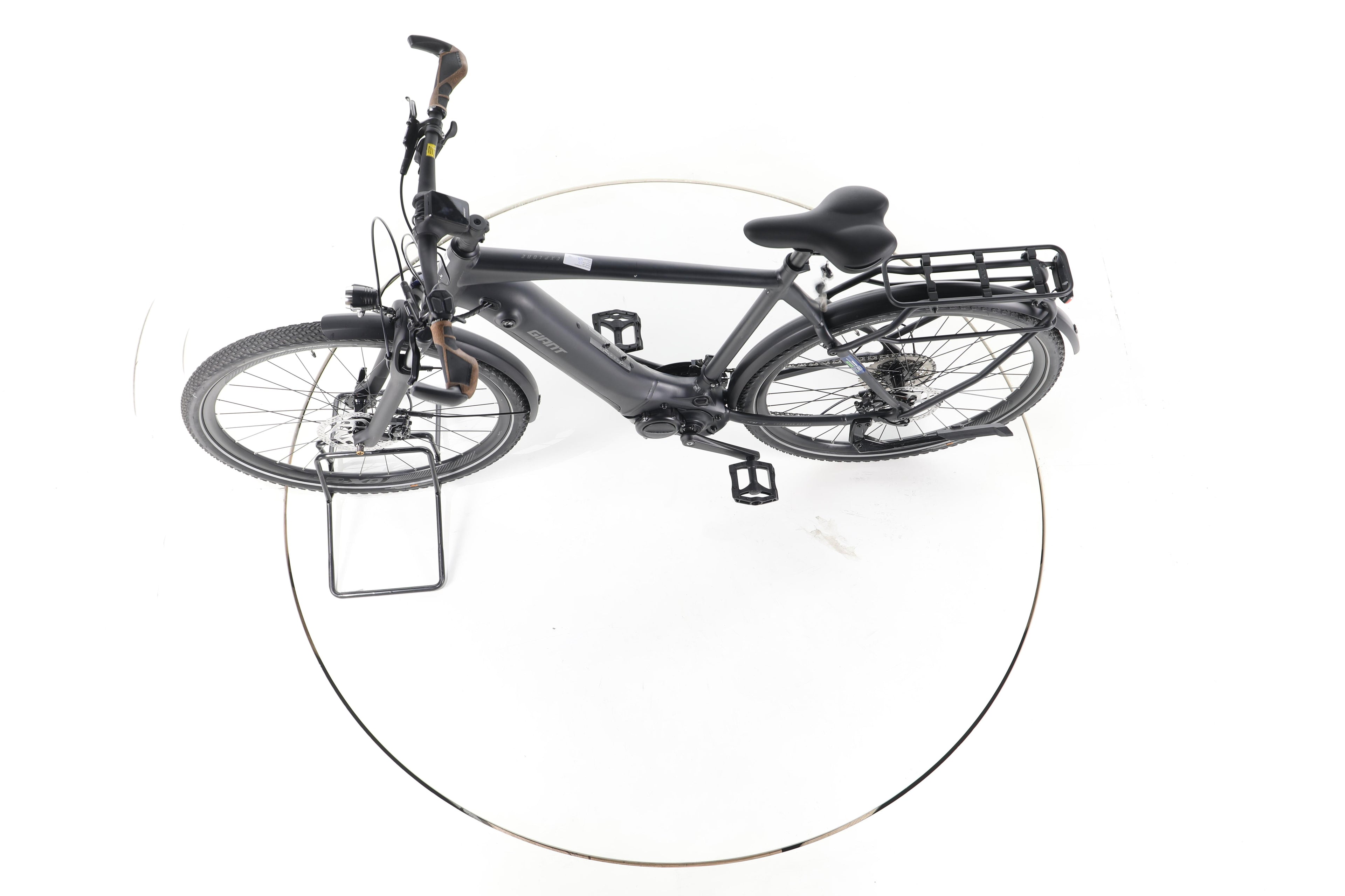 Giant Explore E+ 1 Trekking E-Bike - Image 19