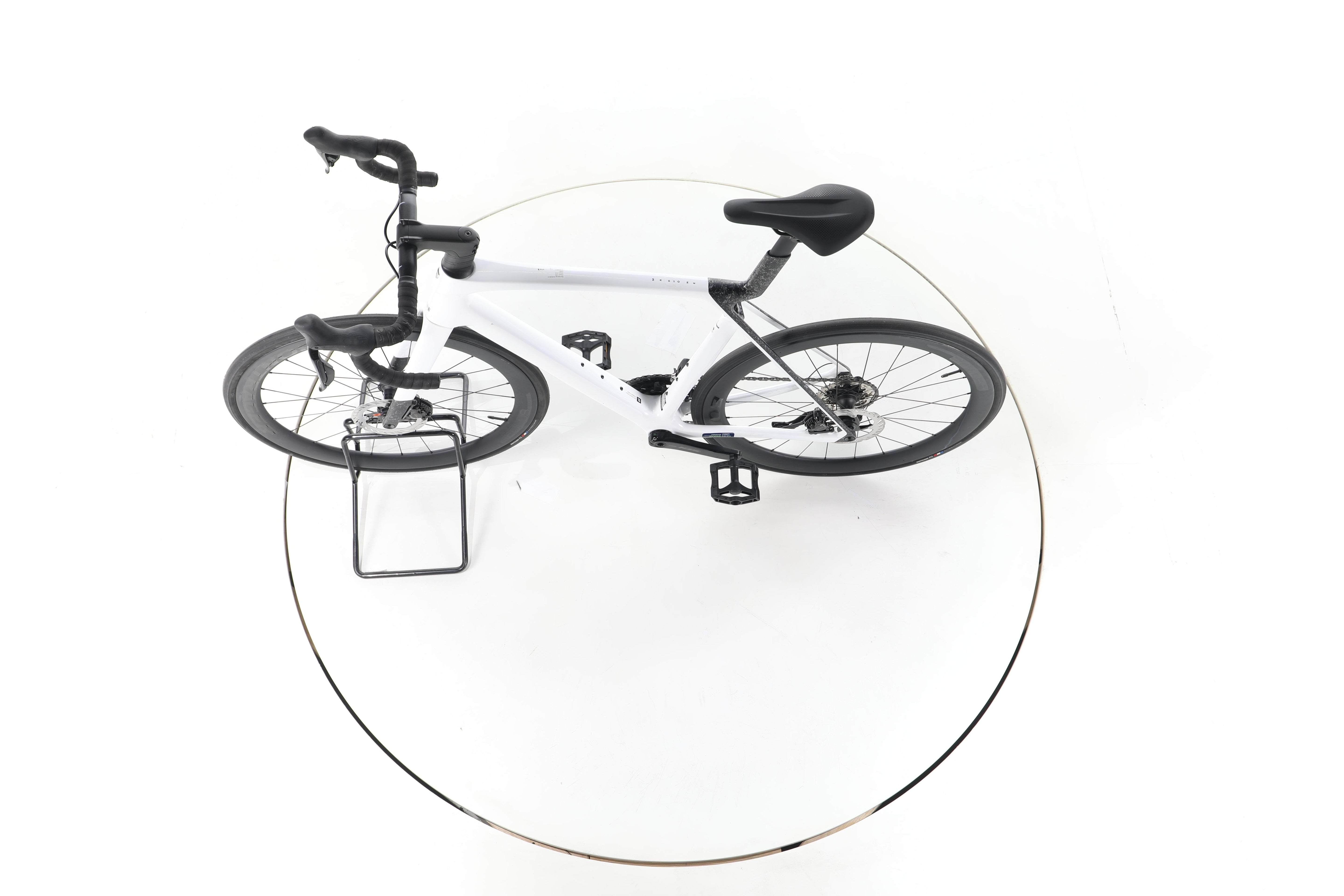 Trek Madone SL 6 - Image 19