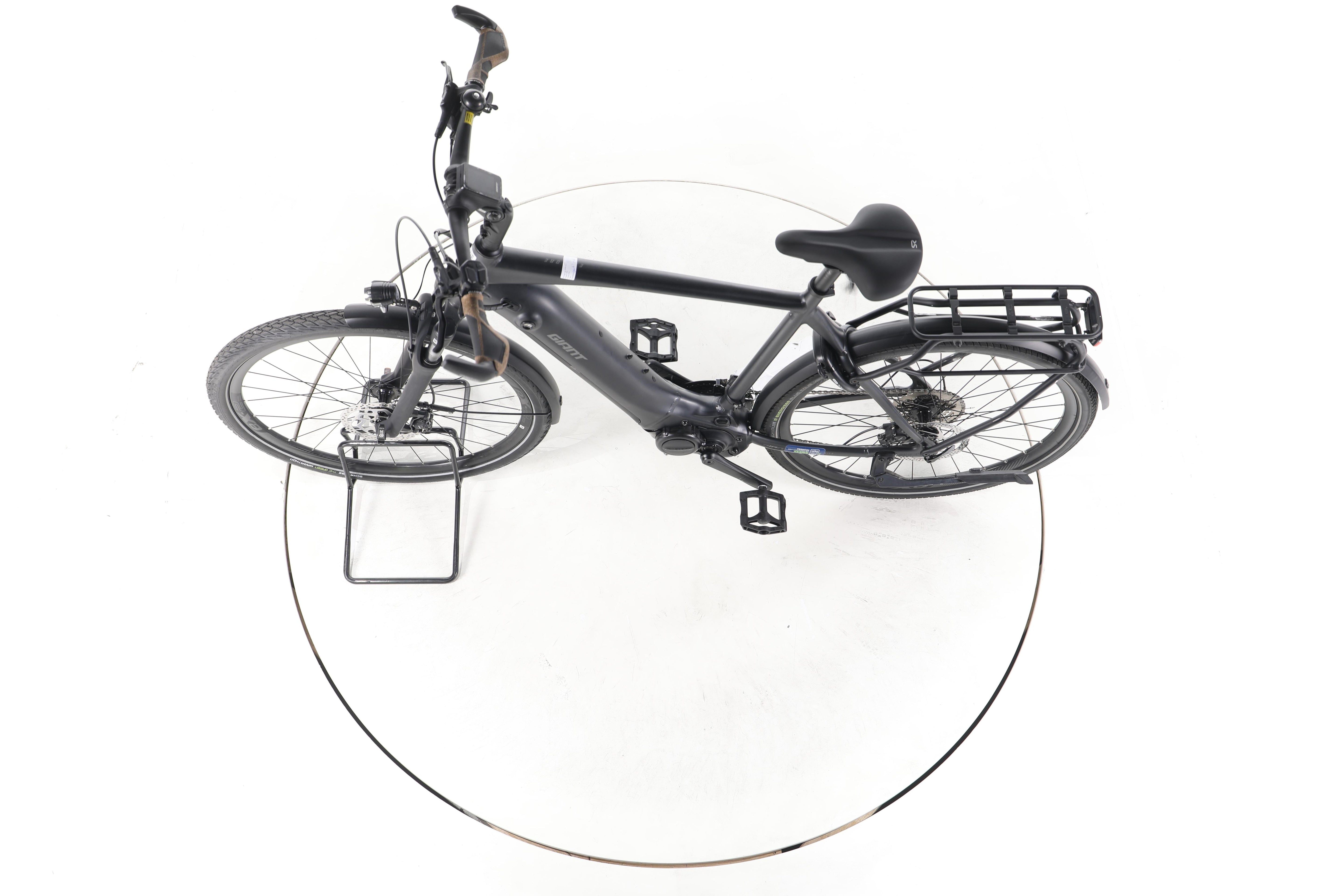 Giant Explore E+ 1 Trekking E-Bike - Image 19