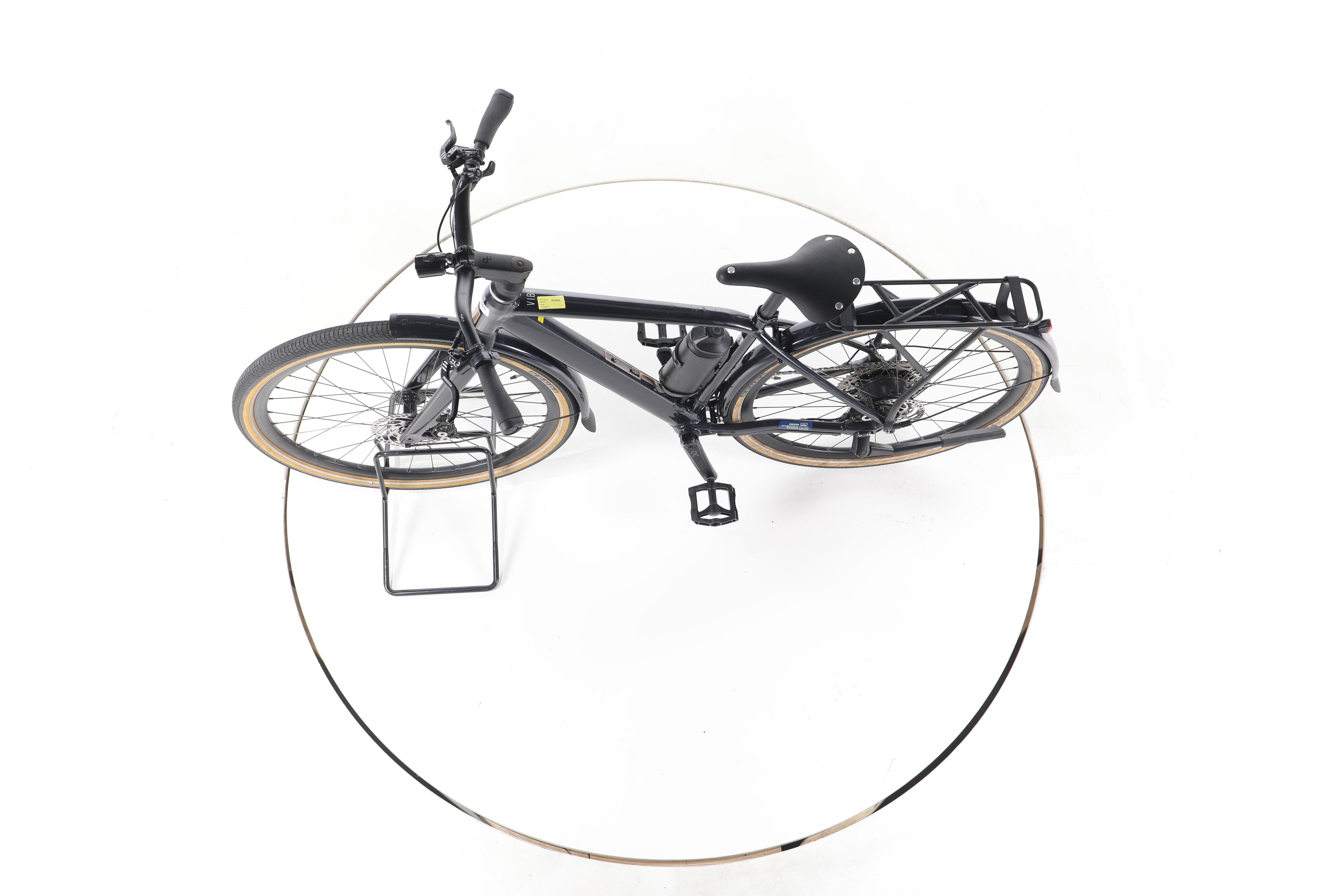 Orbea VIBE H10 EQ Trekking E-Bike - Image 19
