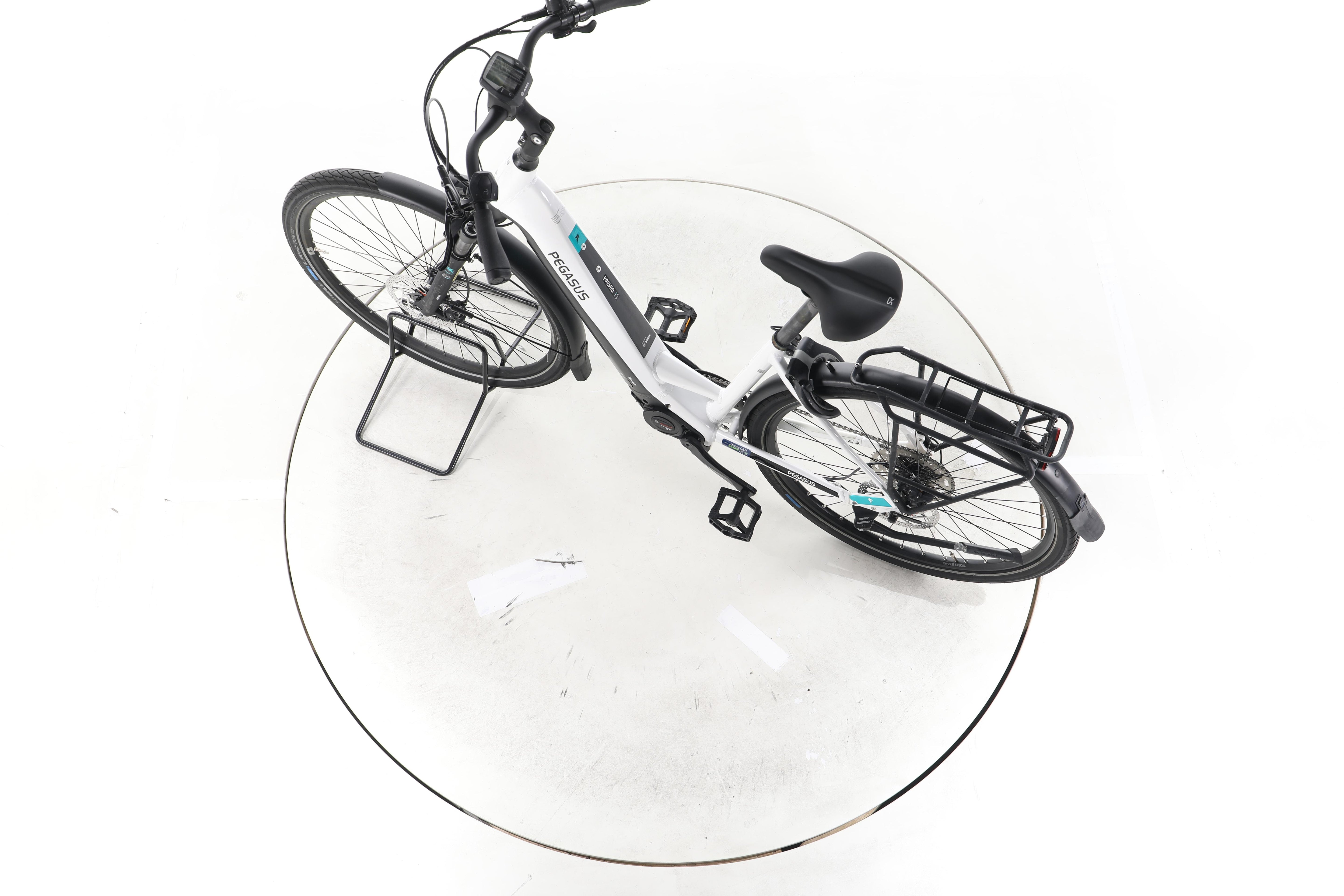 Pegasus Premio Evo Lite Trekking E-Bike Tiefeinsteiger - Image 20