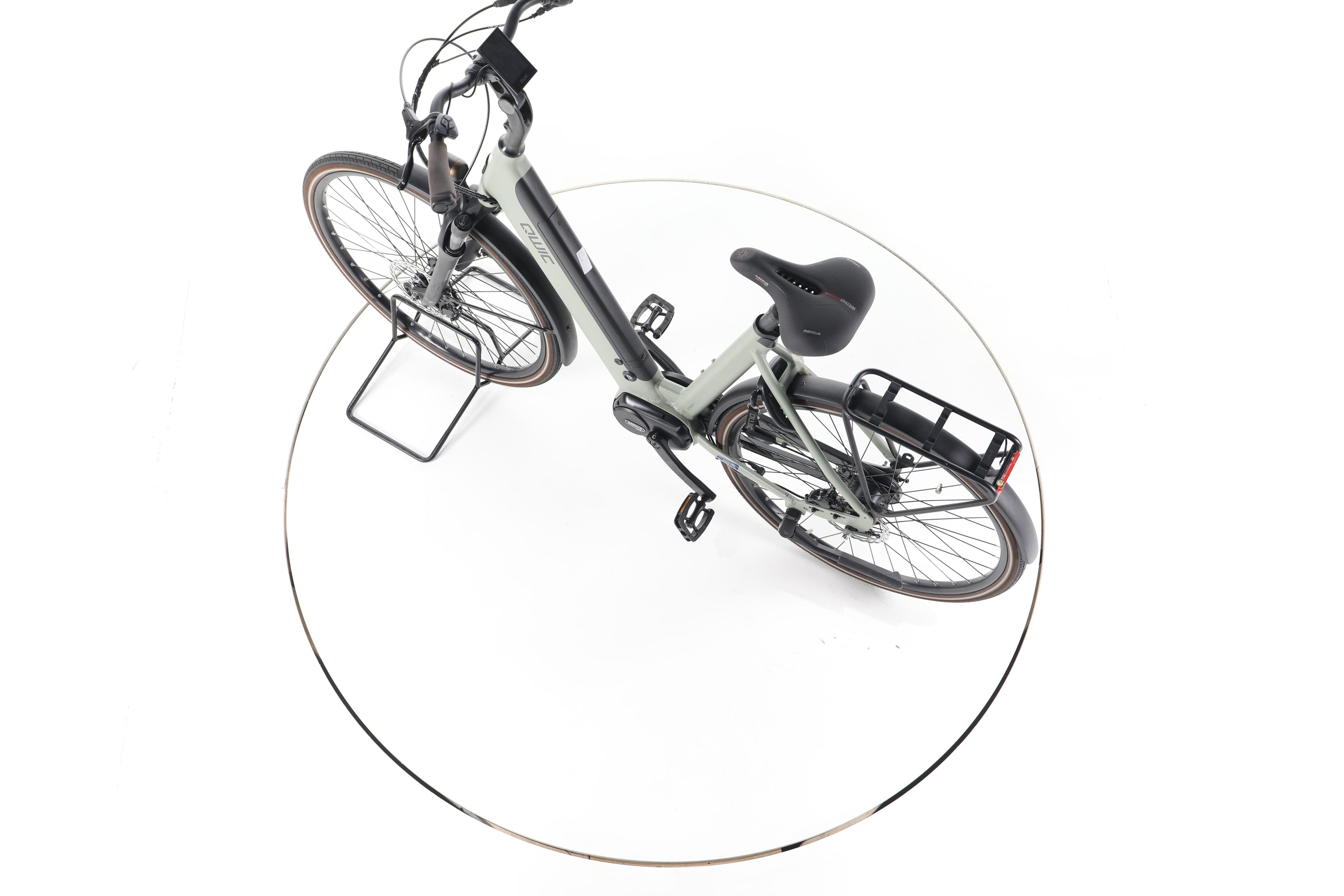 QWIC Premium MN7+ City E-Bike Tiefeinsteiger - Image 20