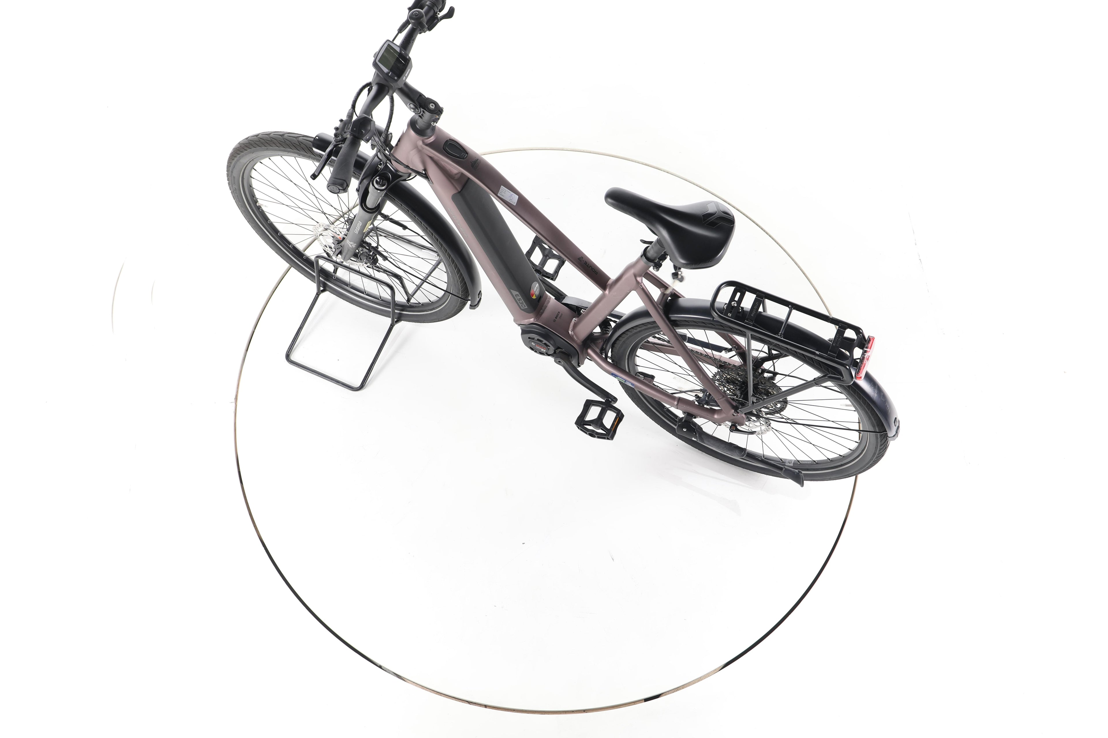 Carver Route E.530 Trekking E-Bike - Image 20