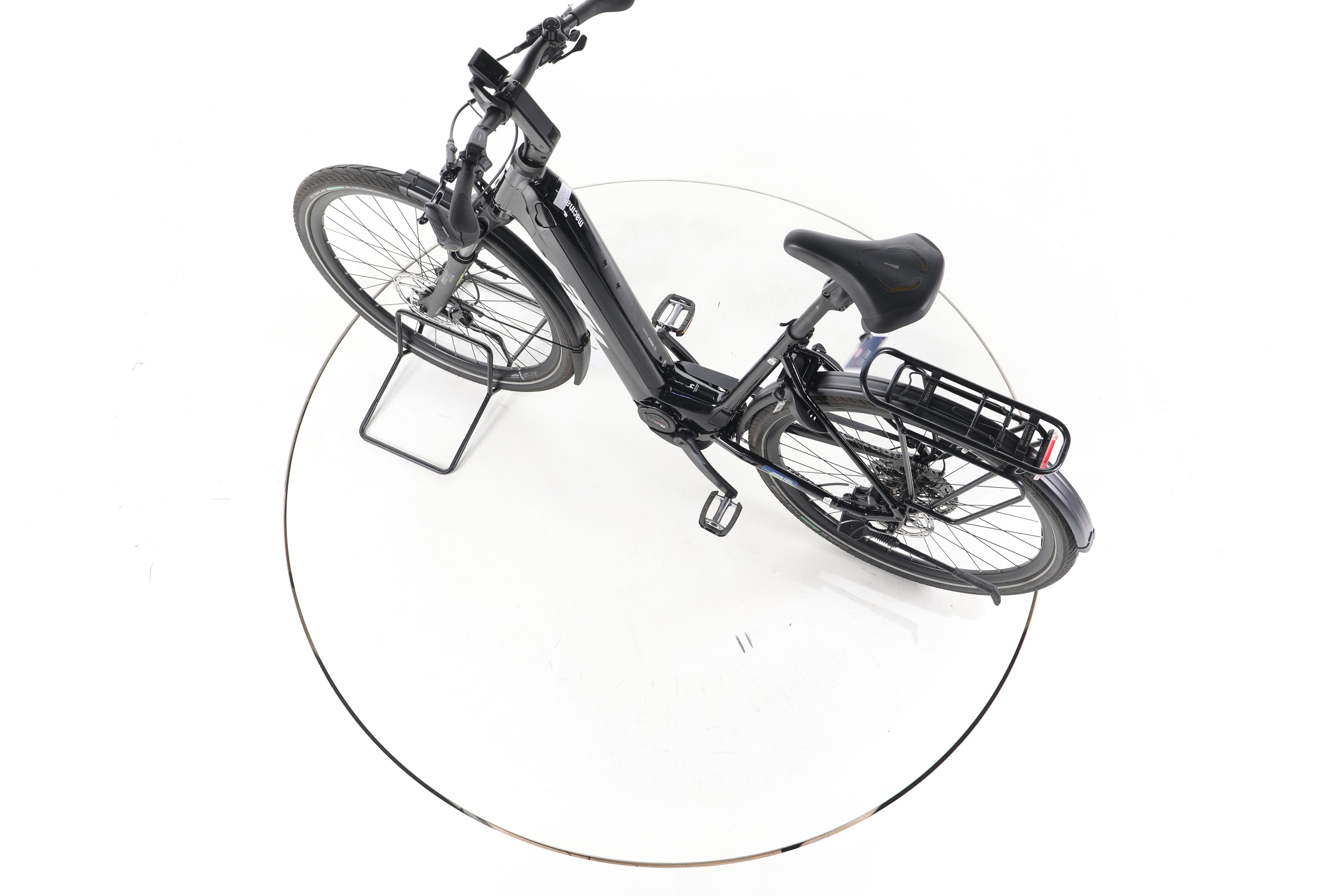 KTM MACINA Premium Trekking E-Bike Tiefeinsteiger - Image 20