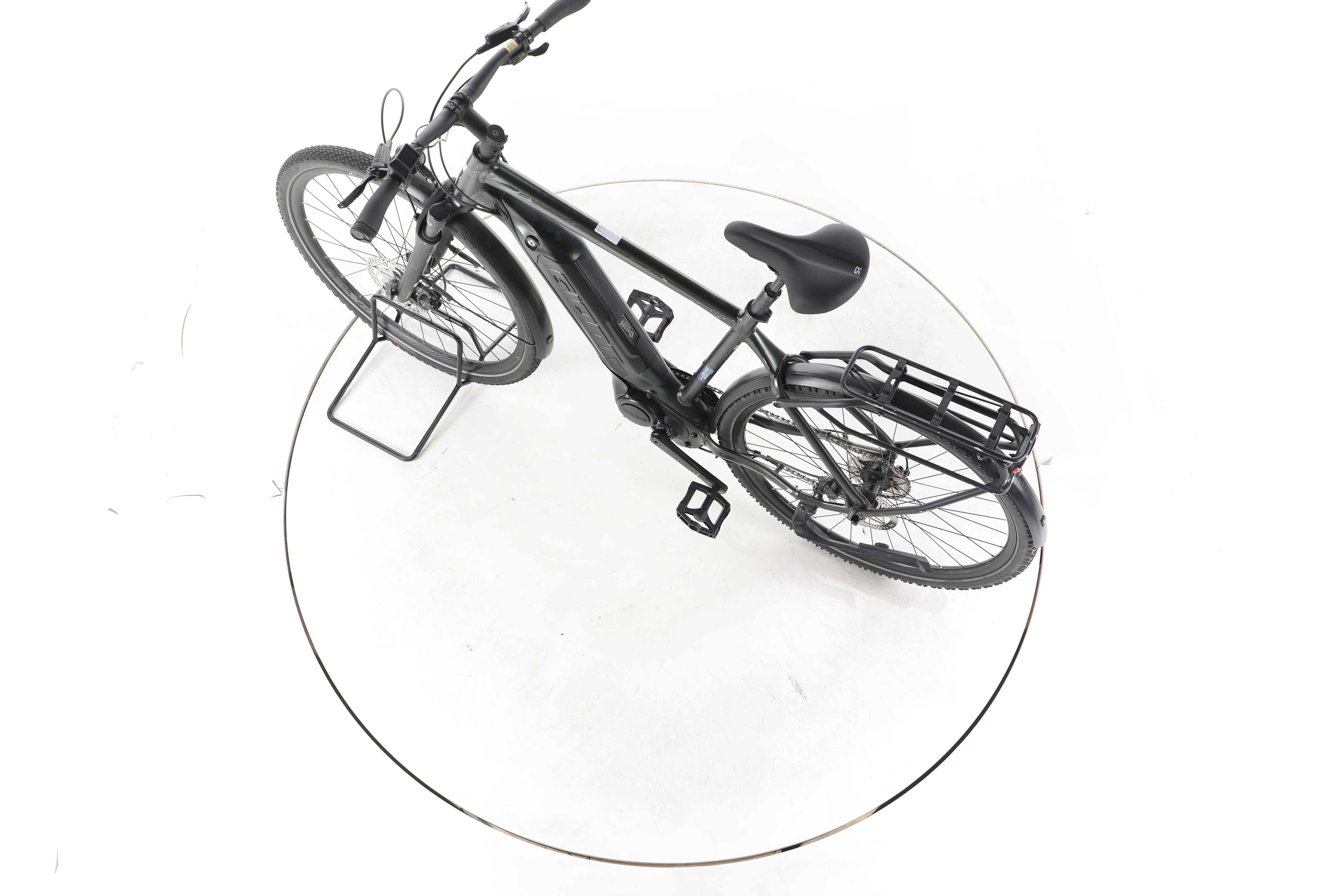 Giant Explore E+ 3 Trekking E-Bike - Image 20