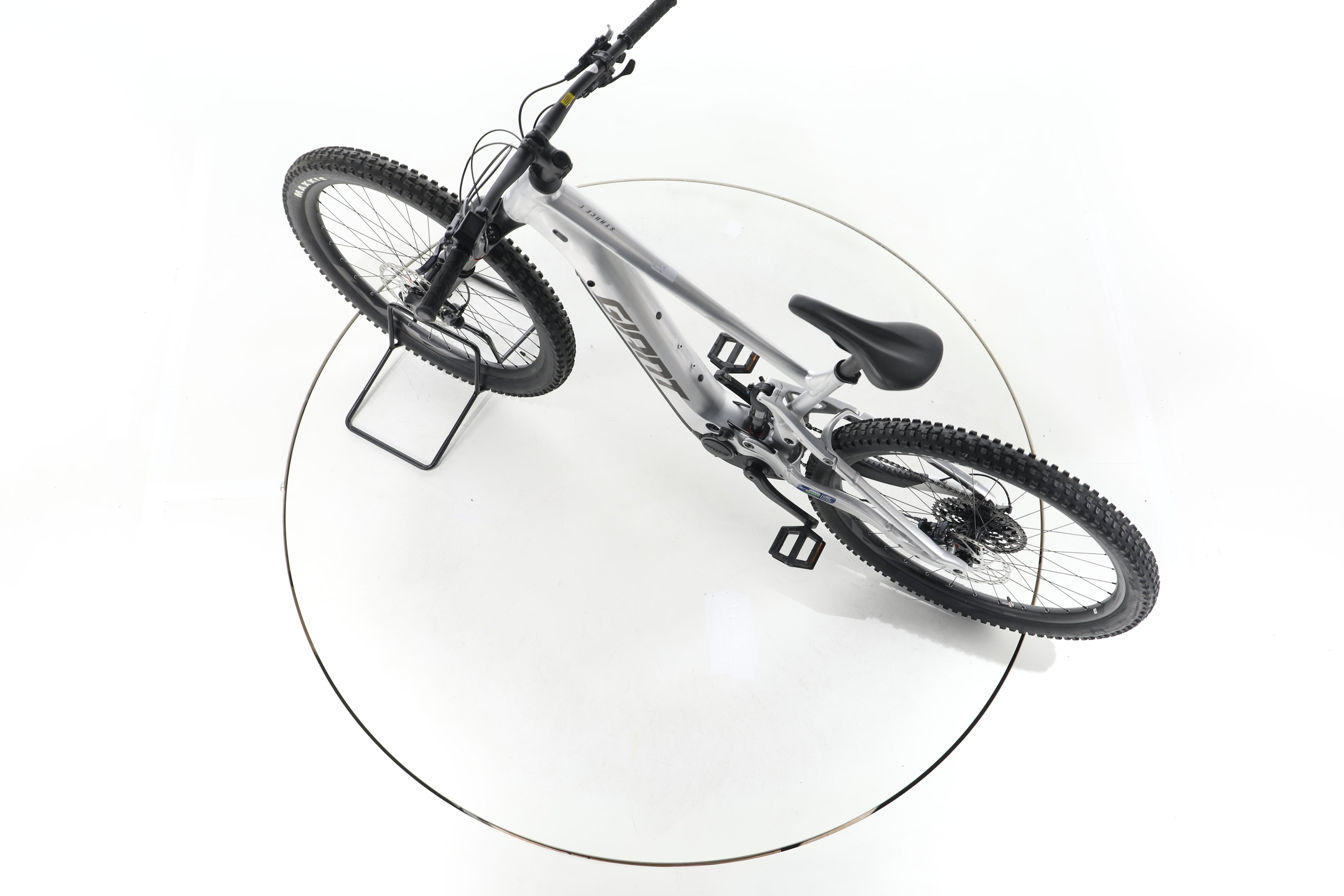 Giant Stance E+ Pro 0 Fully E-Bike - Image 20