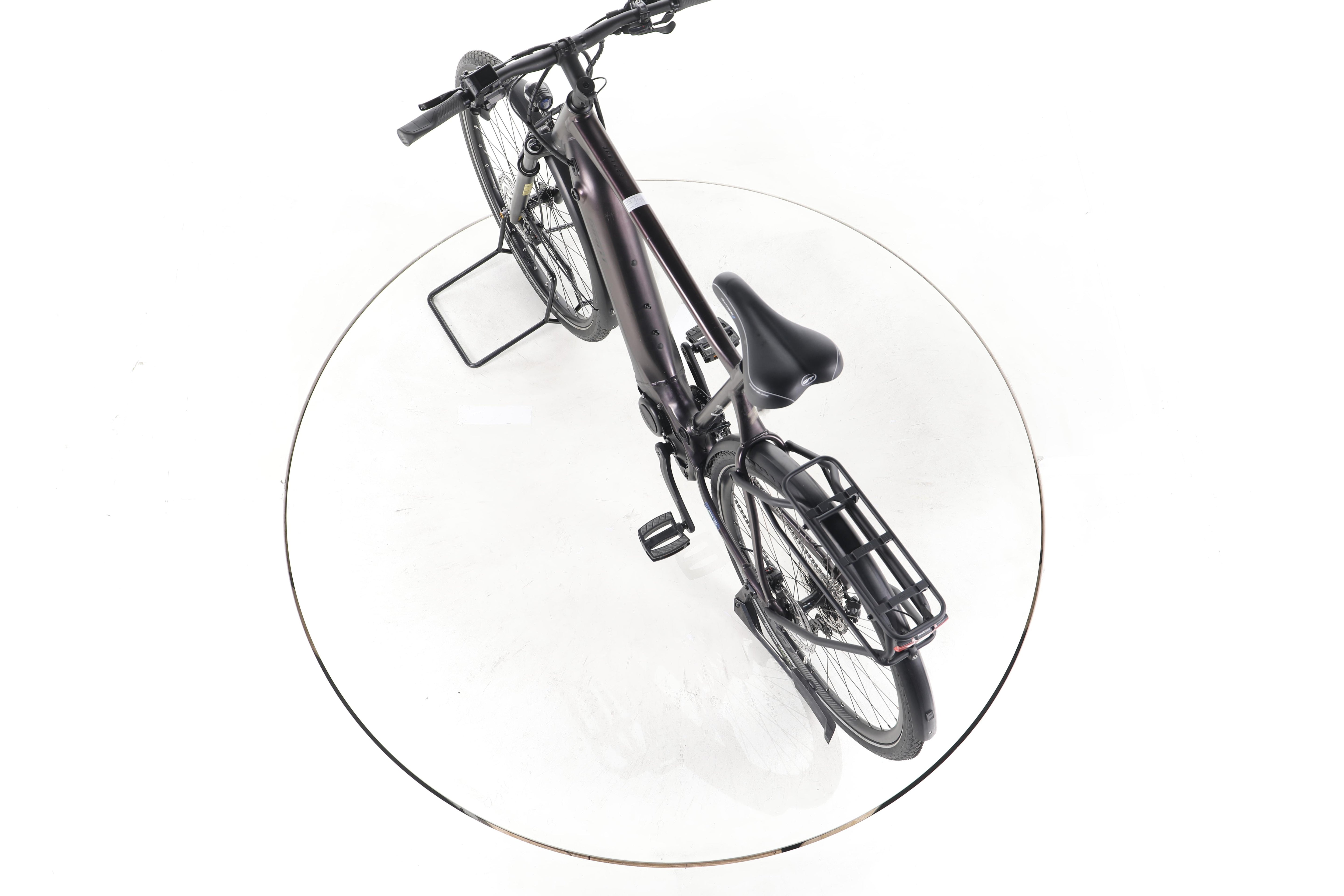 Giant Explore E+ Pro 1 Trekking E-Bike - Image 21
