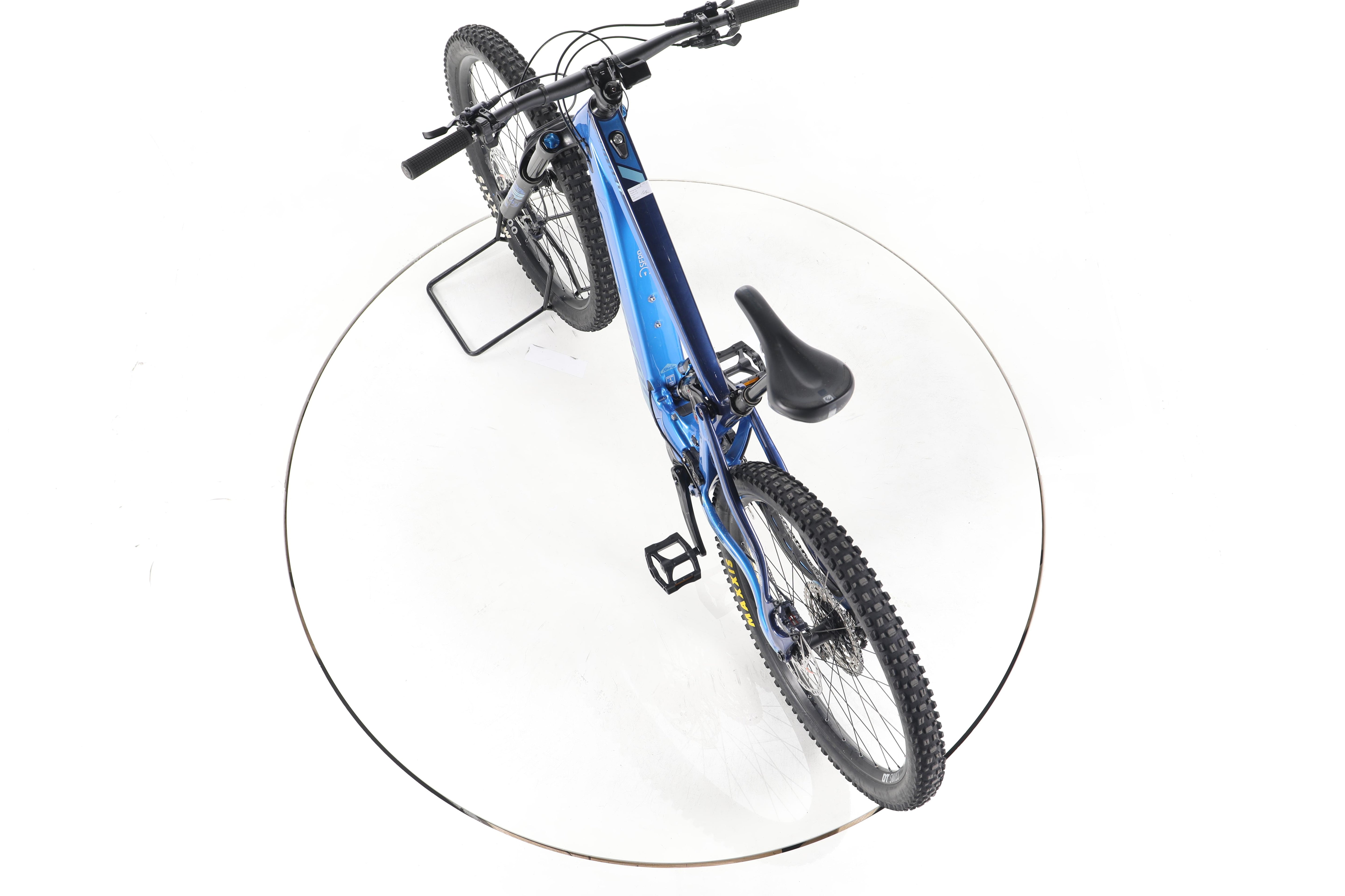 Pivot Cycles Shuttle LT Fully E-Bike Carbon - Image 21
