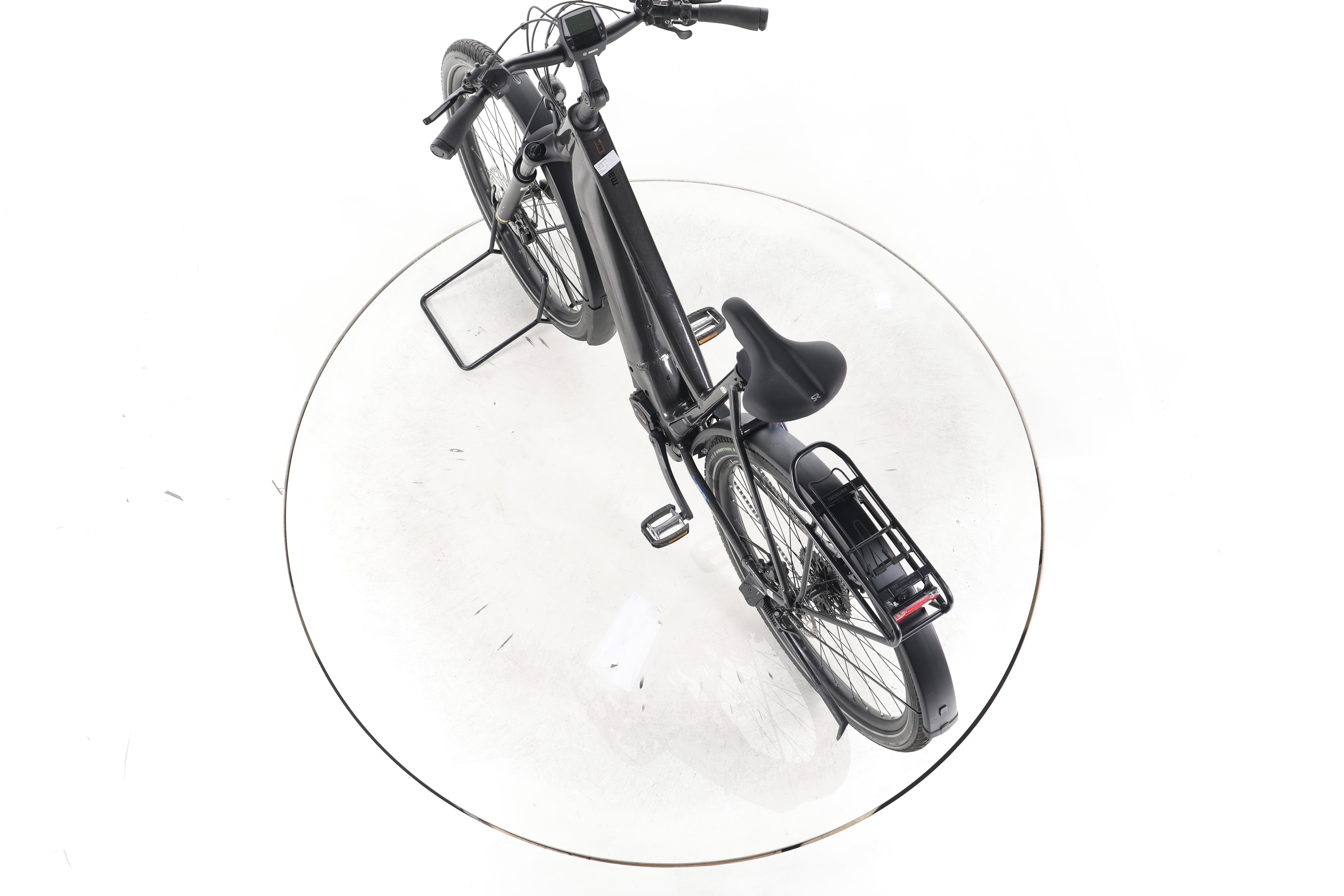 KTM Macina Gran 620 Trekking E-Bike - Image 21