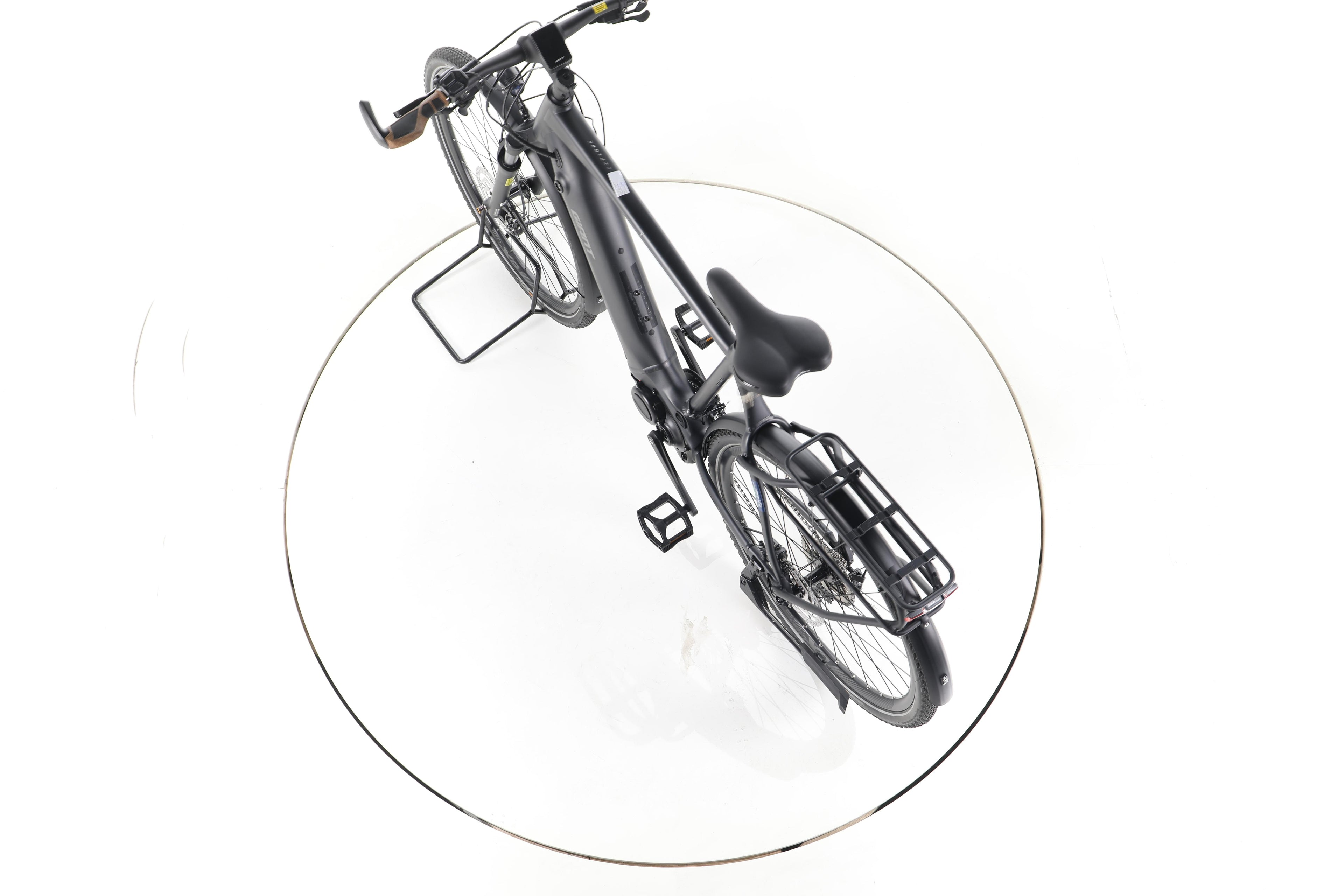 Giant Explore E+ 1 Trekking E-Bike - Image 21