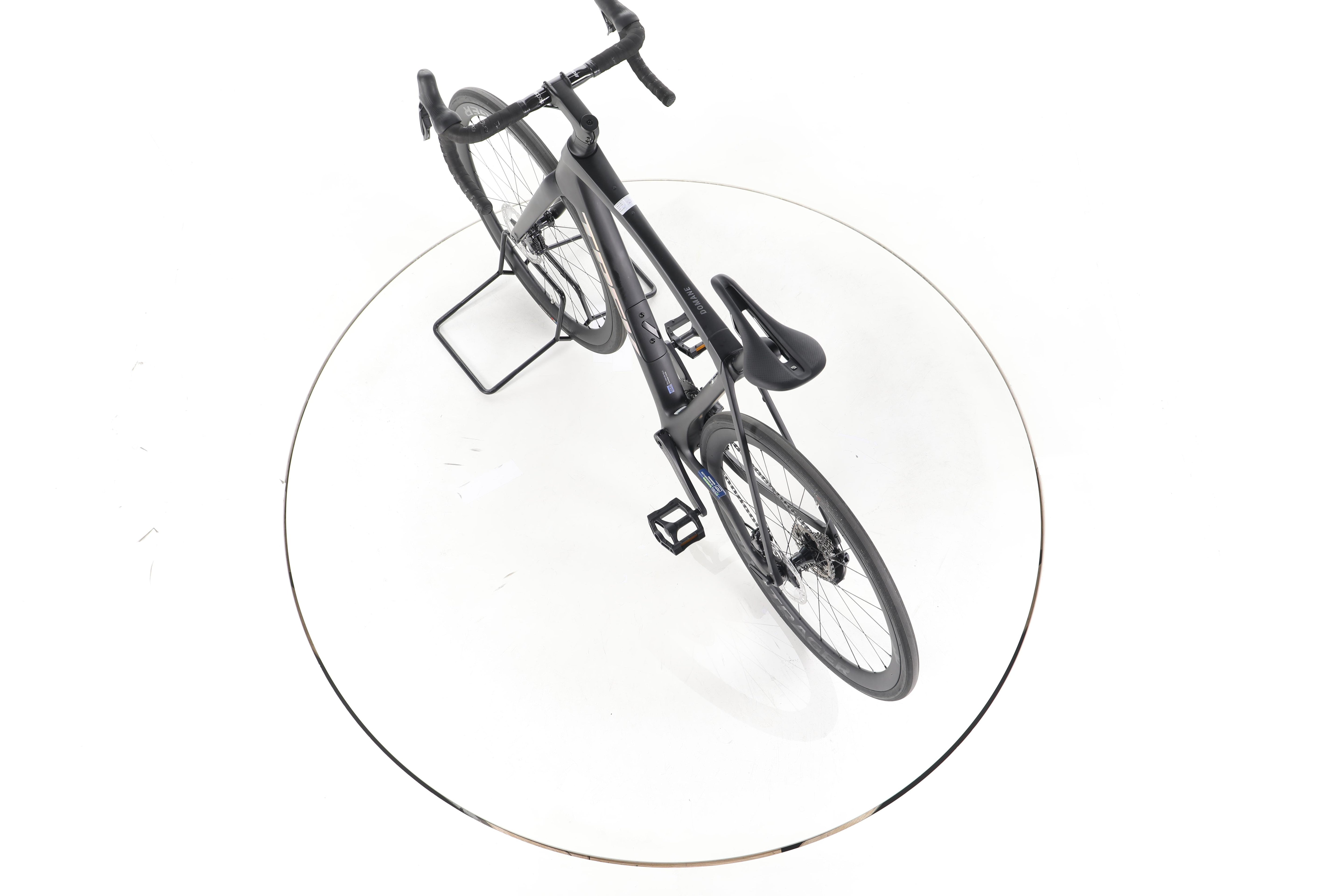 Trek Domane SLR 7 Gen 4 - Image 21