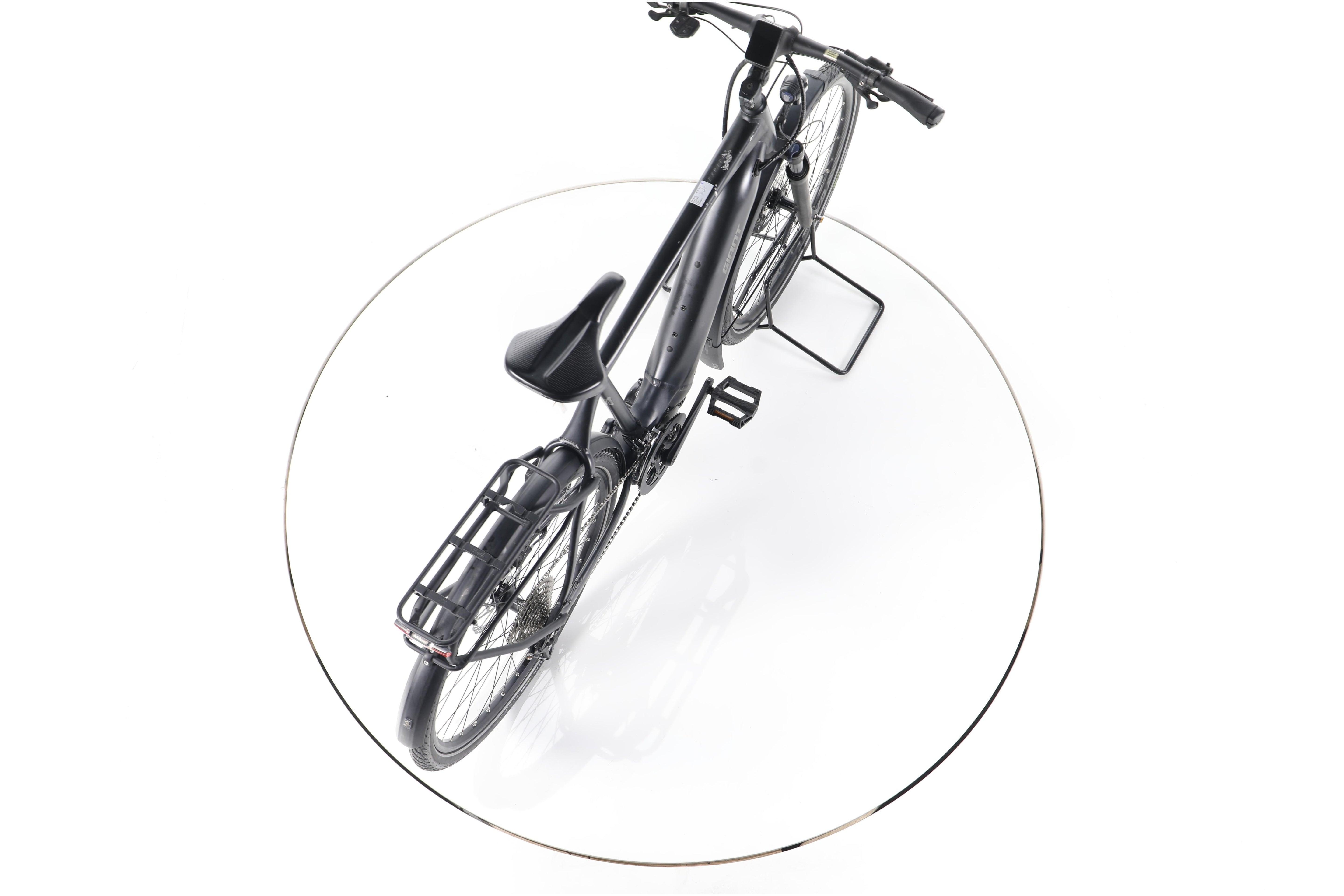 Giant Explore E+ 1 Trekking E-Bike - Image 23