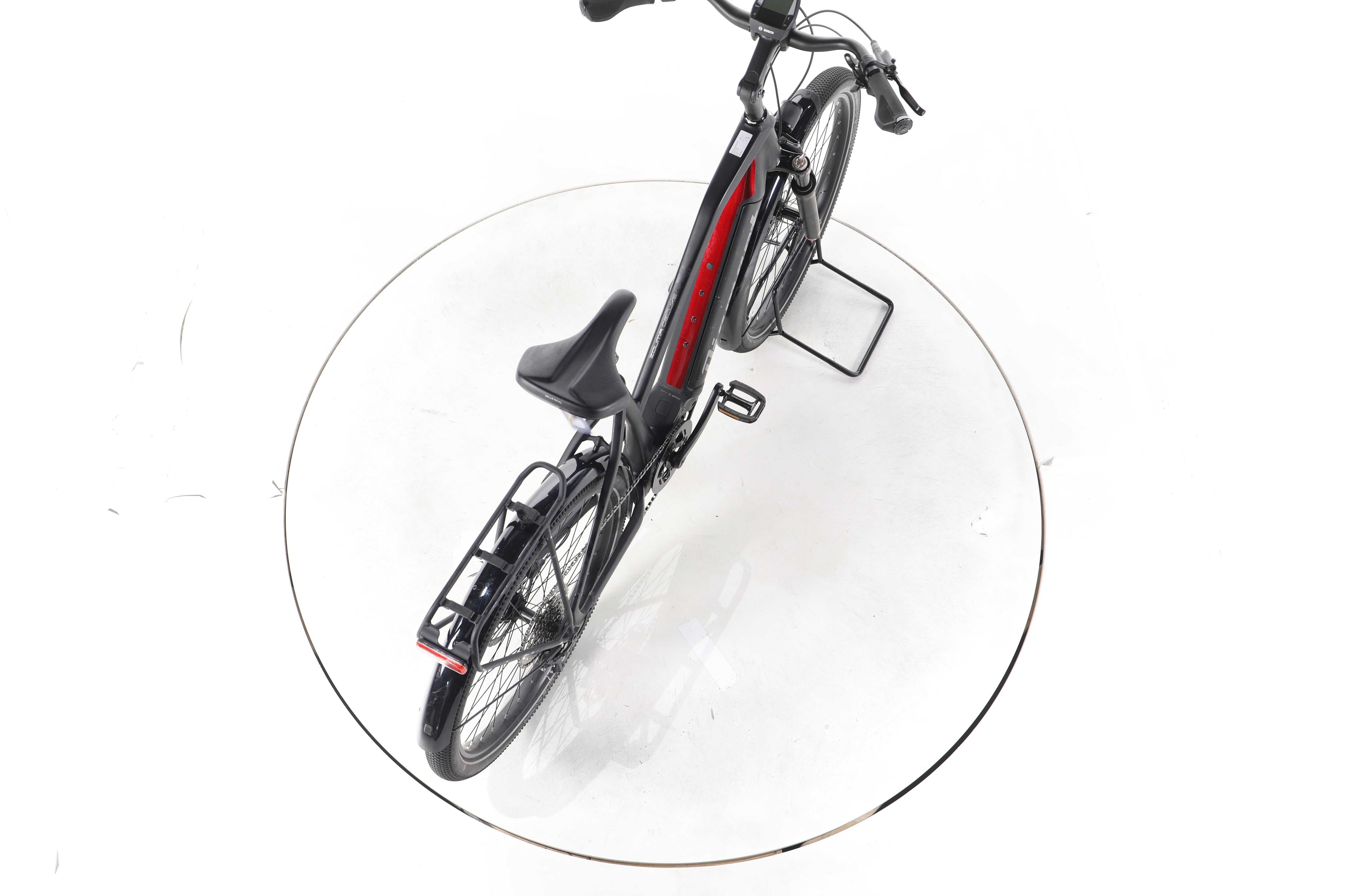 Diamant Zouma Deluxe+ Trekking E-Bike - Image 23