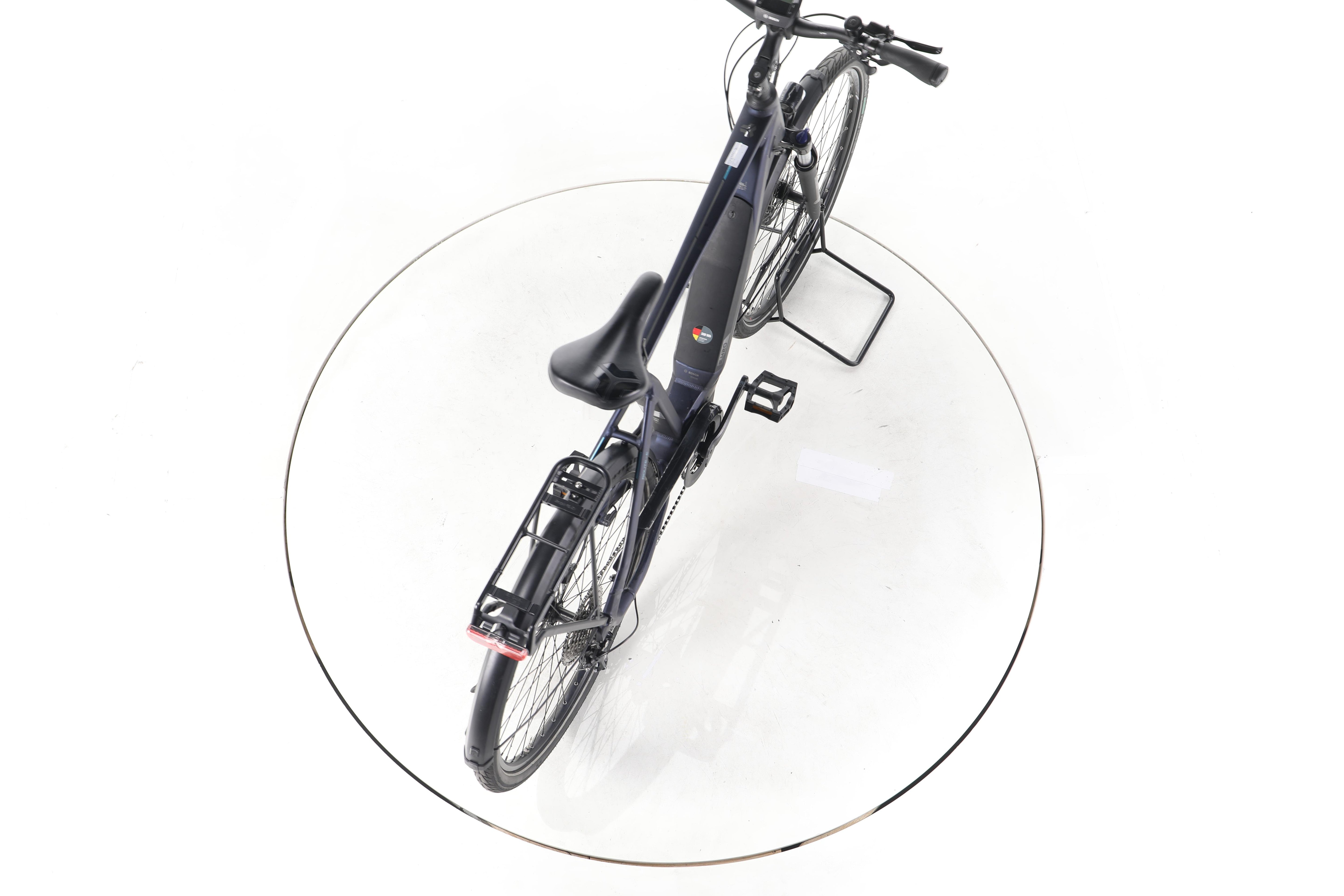 Carver Route E.420 Trekking E-Bike - Image 23