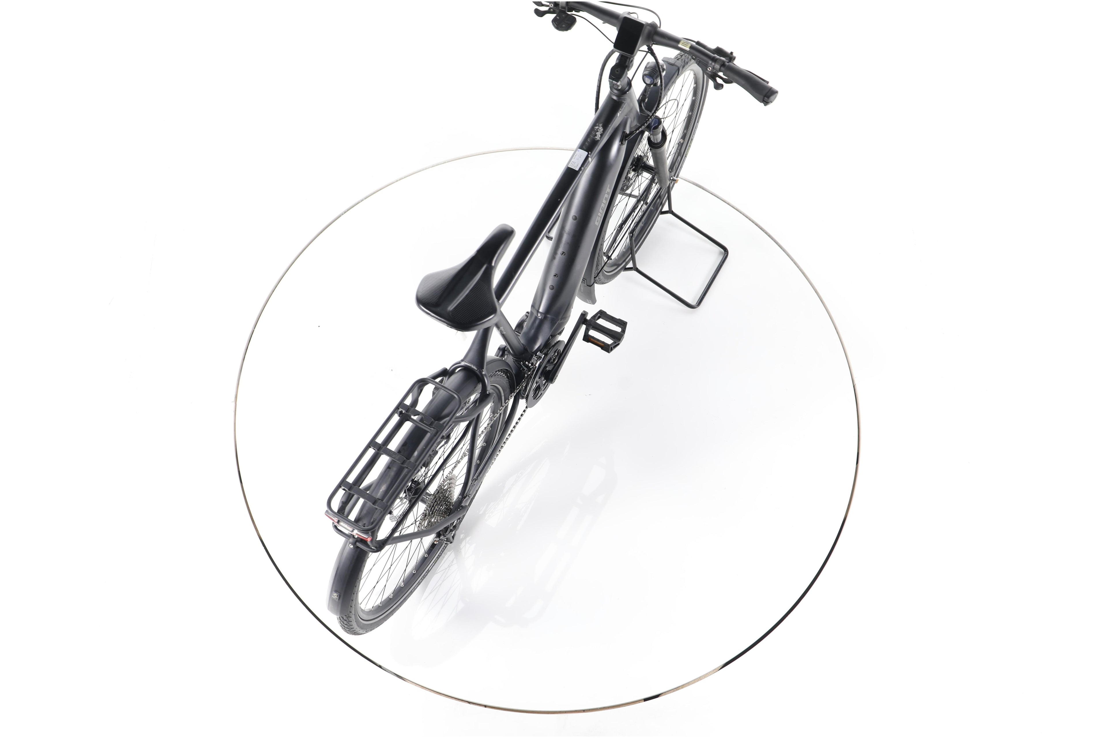 Giant Explore E+ 1 Trekking E-Bike - Image 23