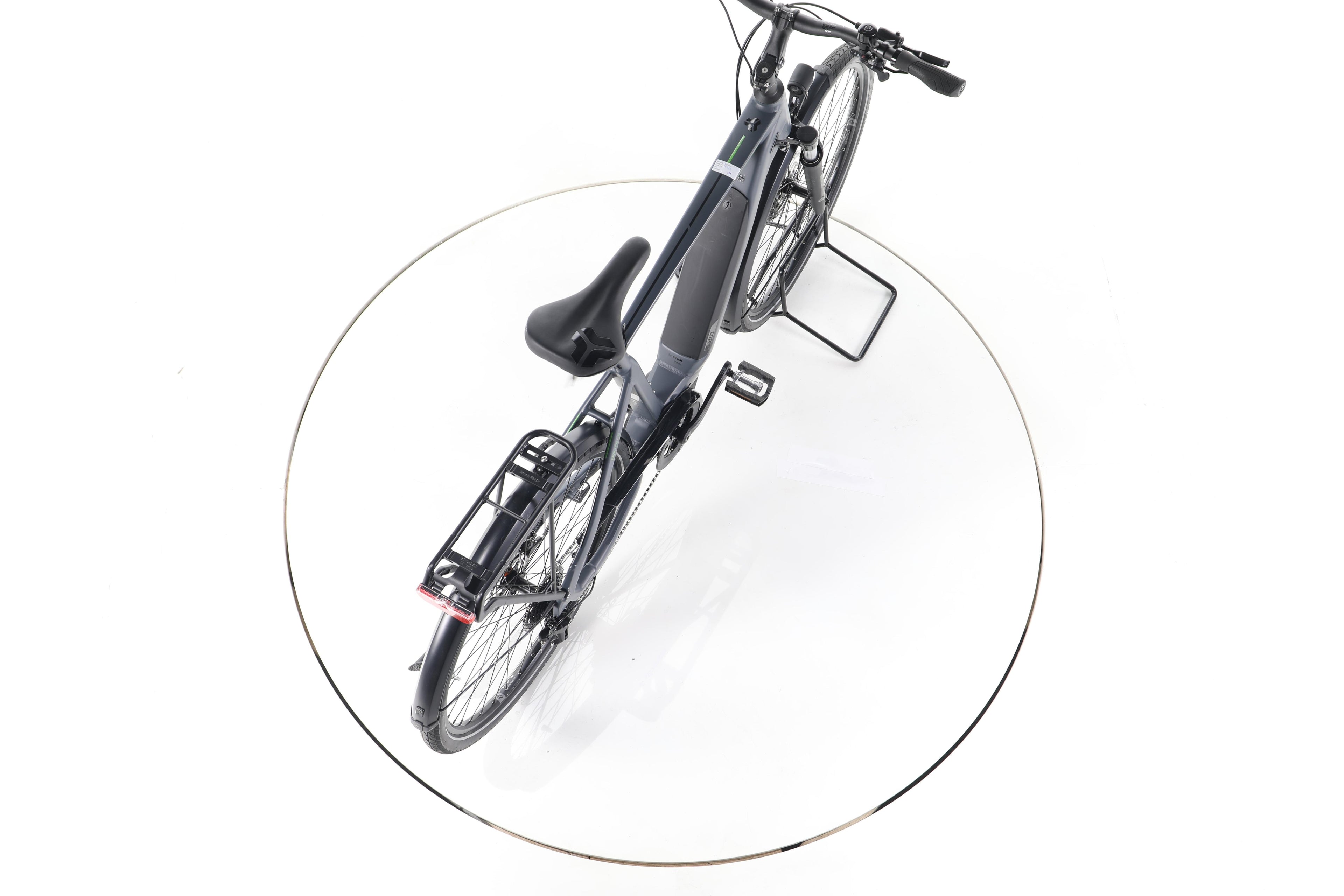 Carver Route E.410 Trekking E-Bike - Image 23