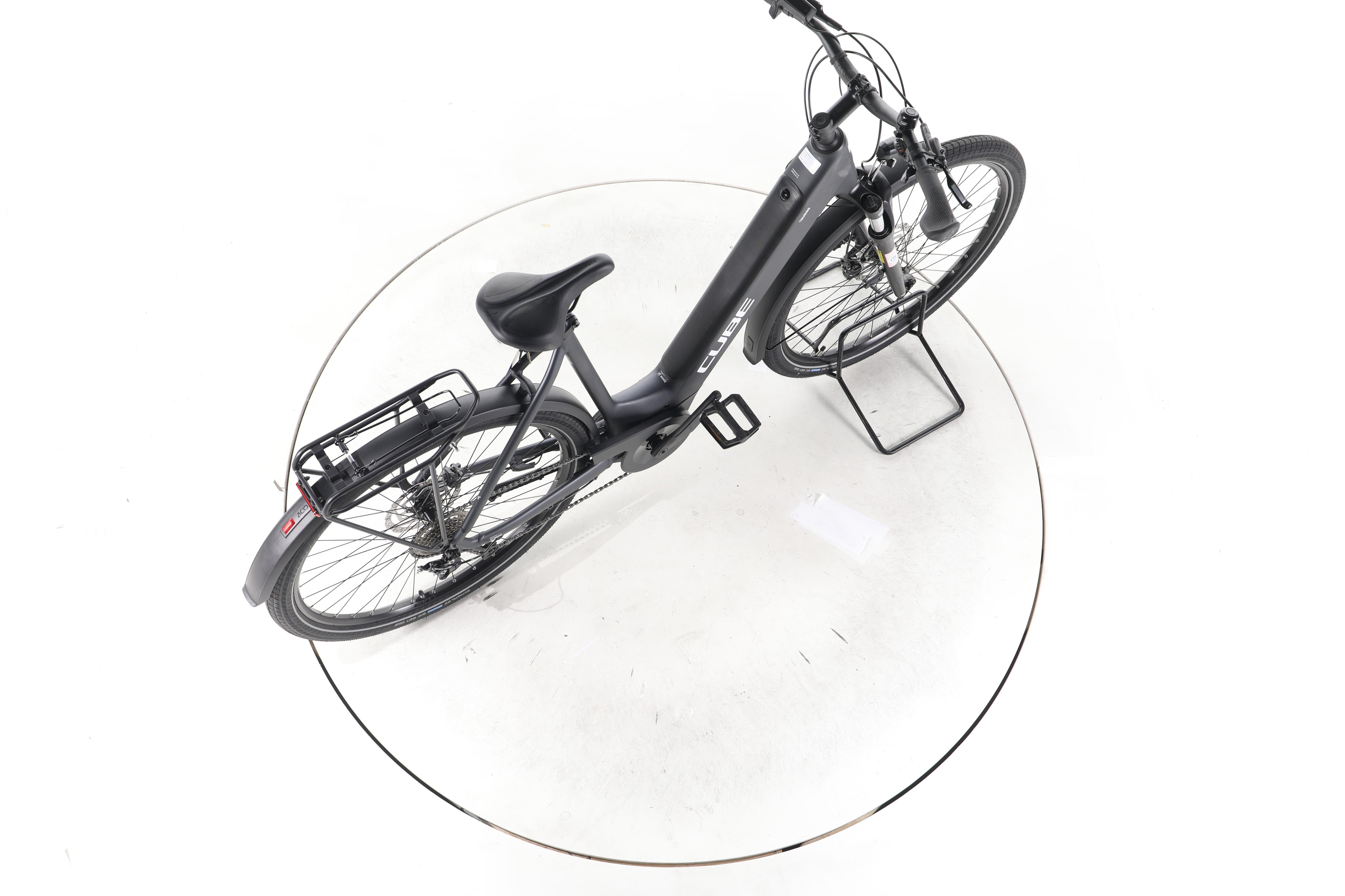 Cube Touring Hybrid ONE Trekking E-Bike Tiefeinsteiger - Image 24