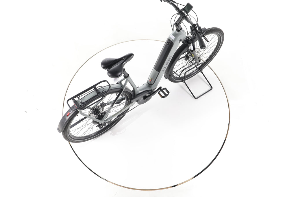 Cube Kathmandu Hybrid ONE Trekking E-Bike Tiefeinsteiger - Image 24