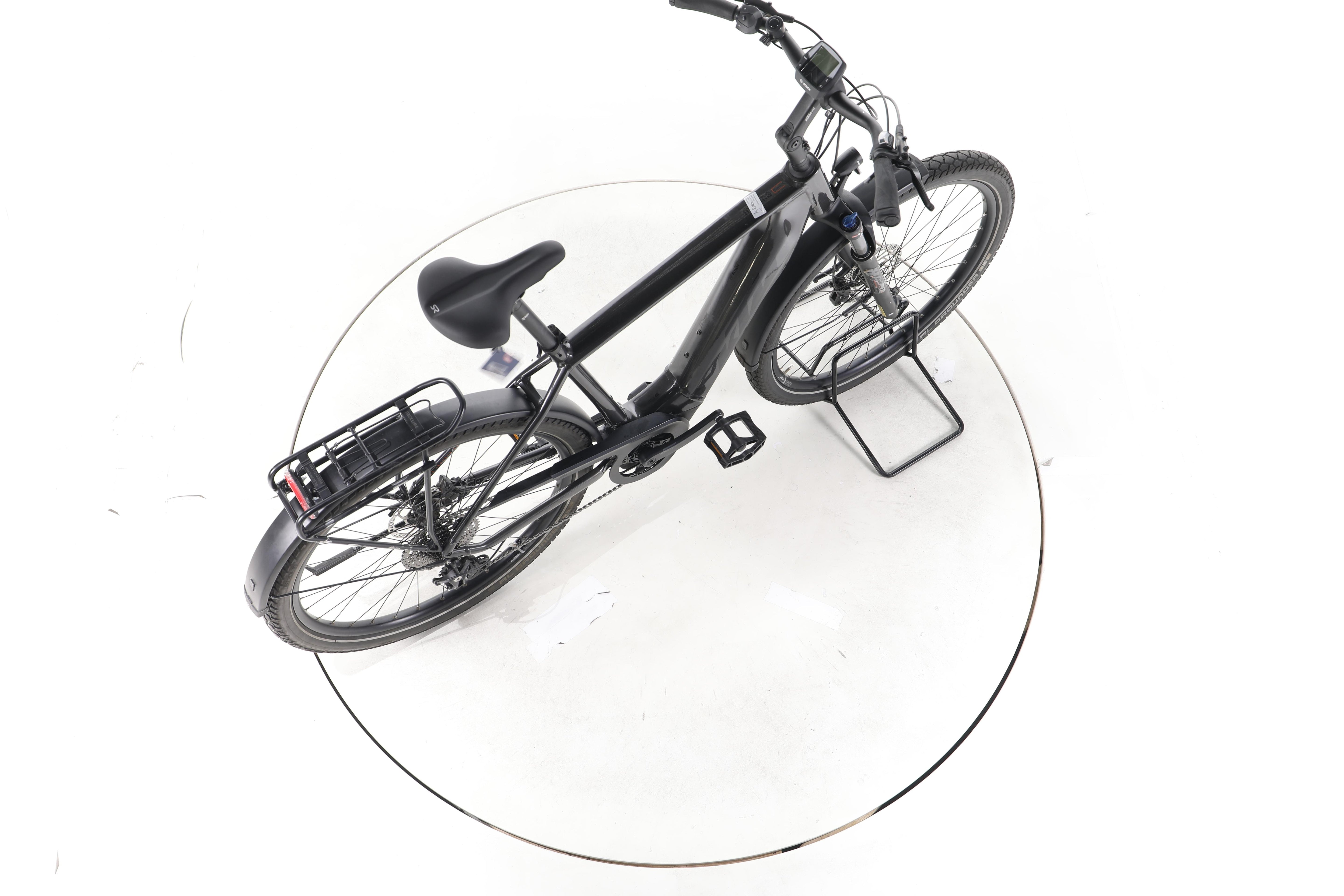 KTM Macina Gran 620 Trekking E-Bike - Image 24