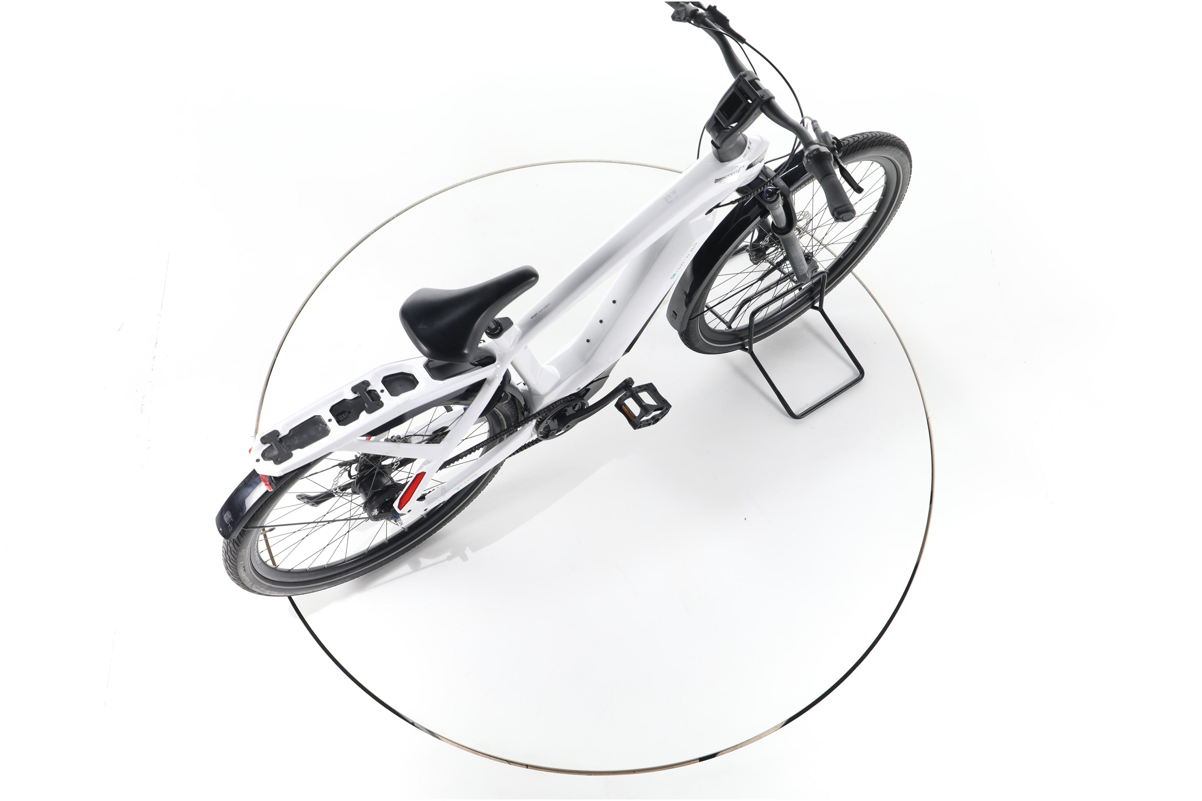 Bianchi E-Omnia T-Type City E-Bike - Image 24