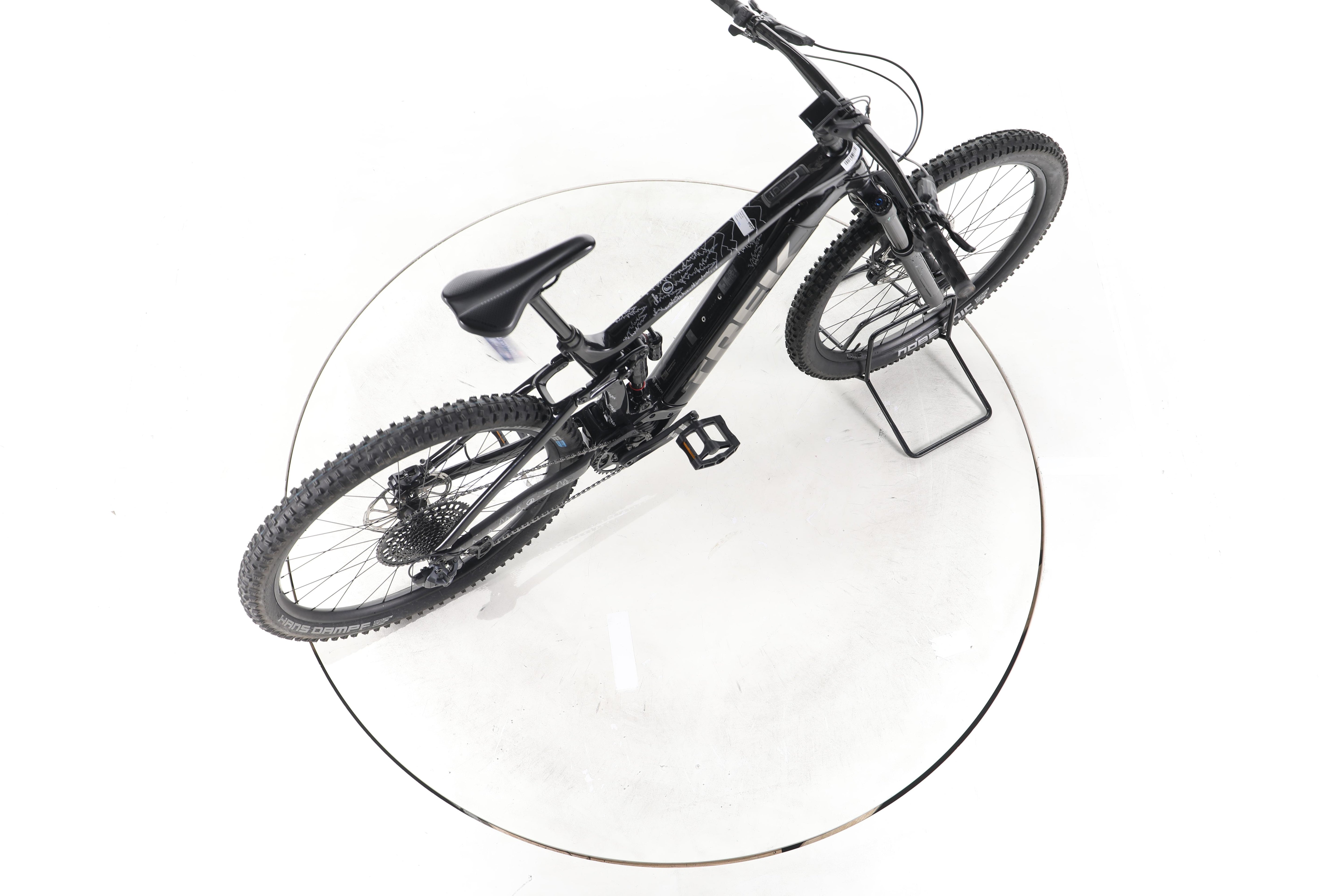 Trek Rail 9.8 XT Gen 4 E-Bike Fully Carbon 2024 - Image 24