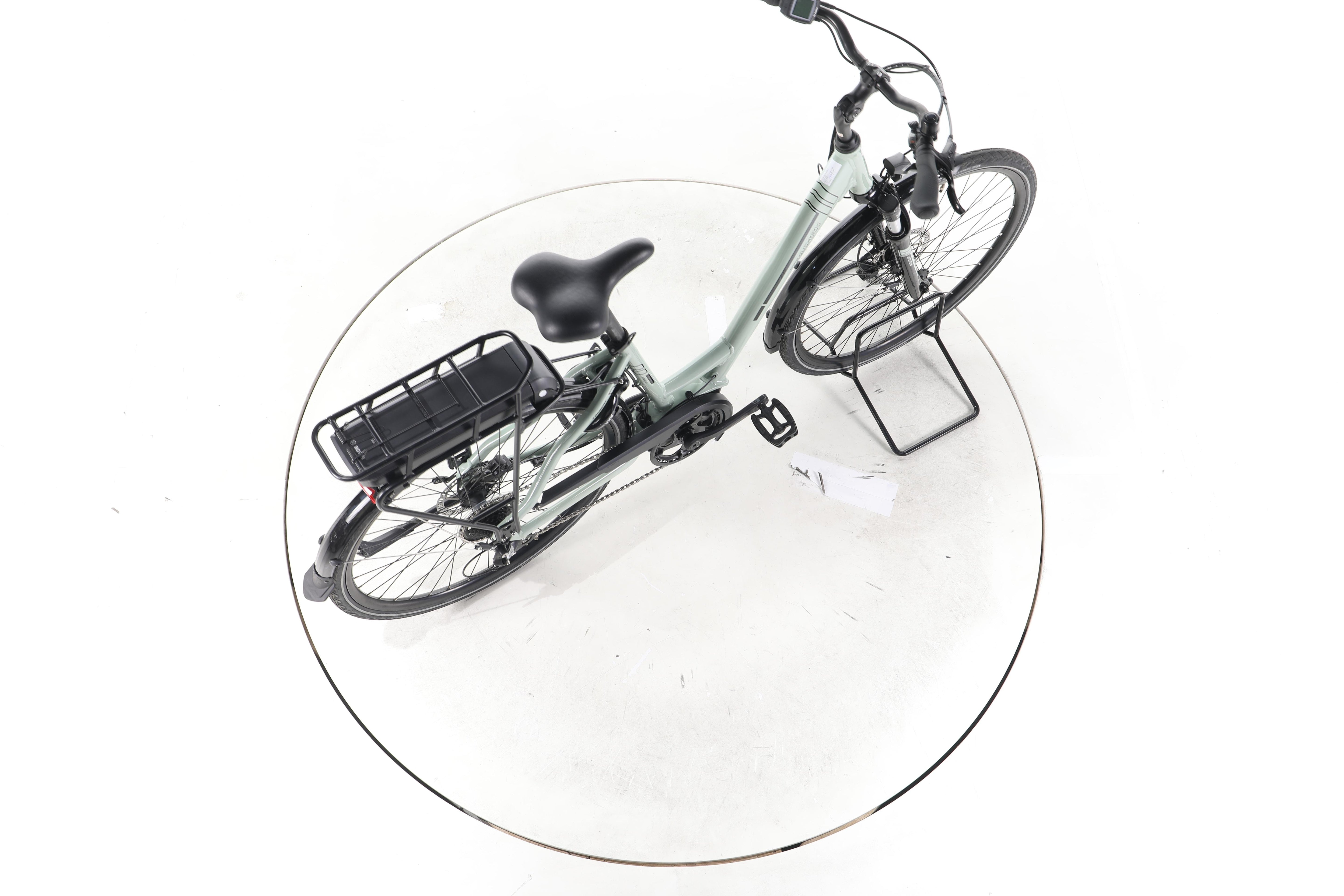 Triumph E-Bird Trekking E-Bike Tiefeinsteiger - Image 24