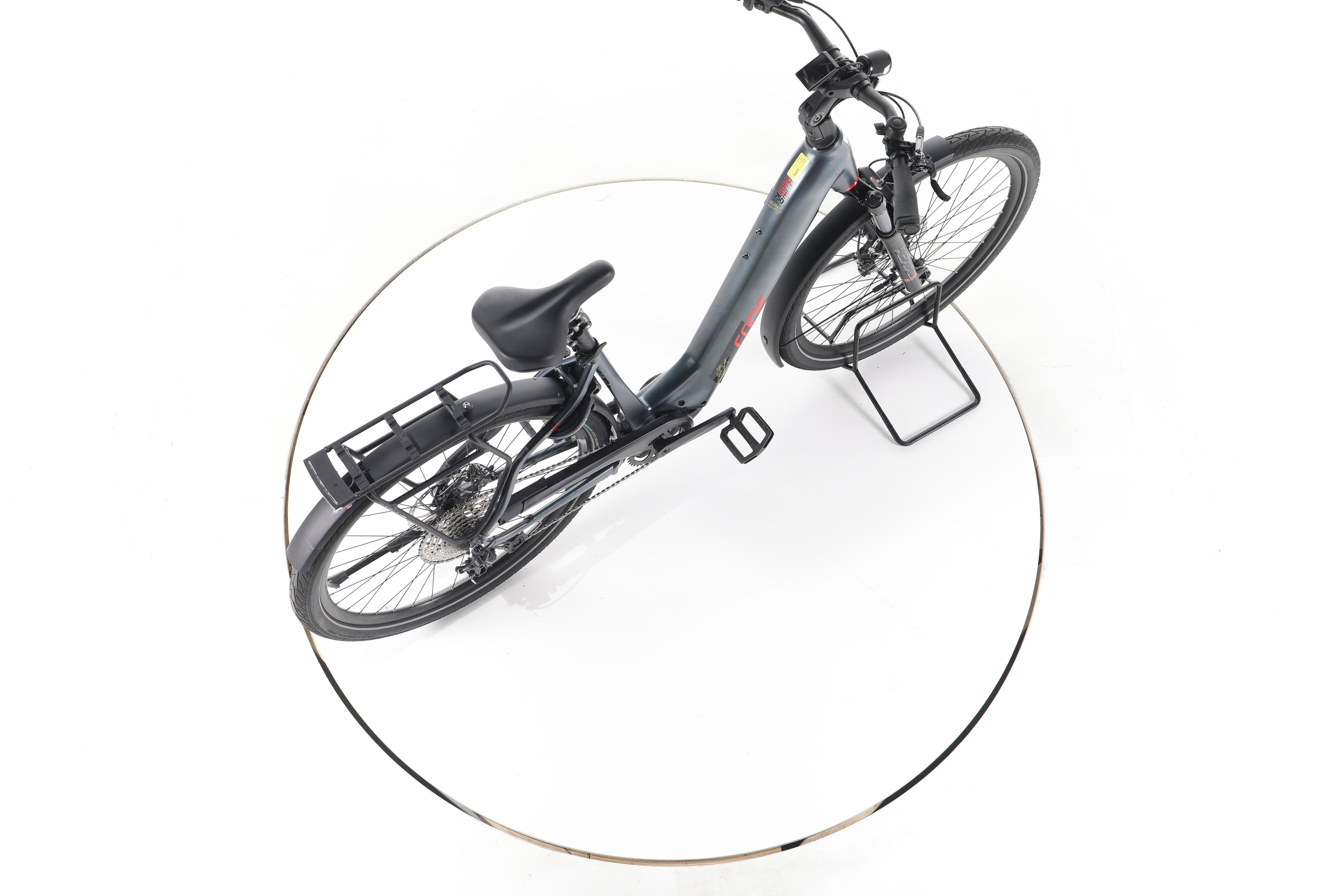 CONE Bikes eStreet IN Jubilee Trekking E-Bike Tiefeinsteiger - Image 24