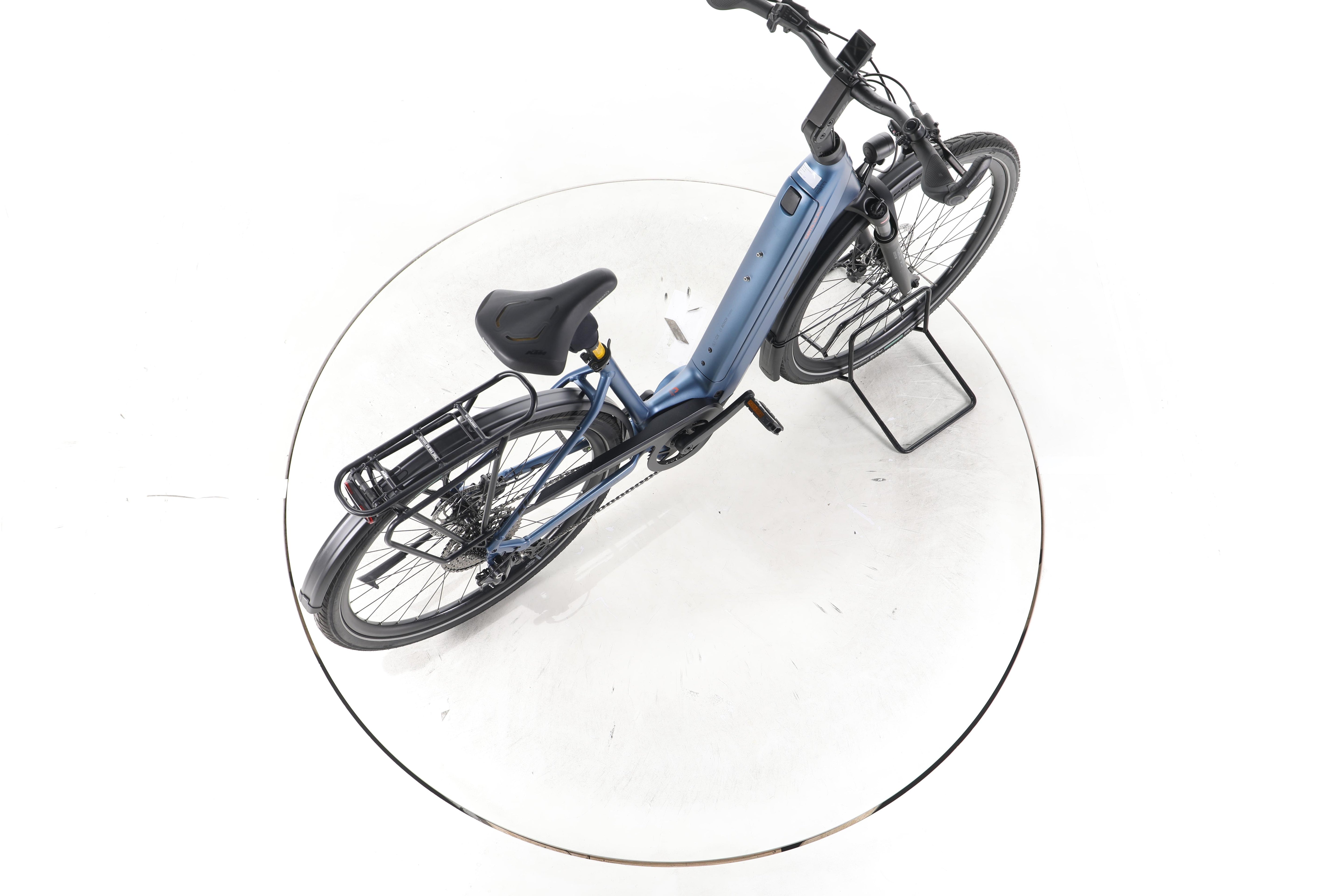 KTM Cento 10 Plus Trekking E-Bike Tiefeinsteiger 2025 - Image 24