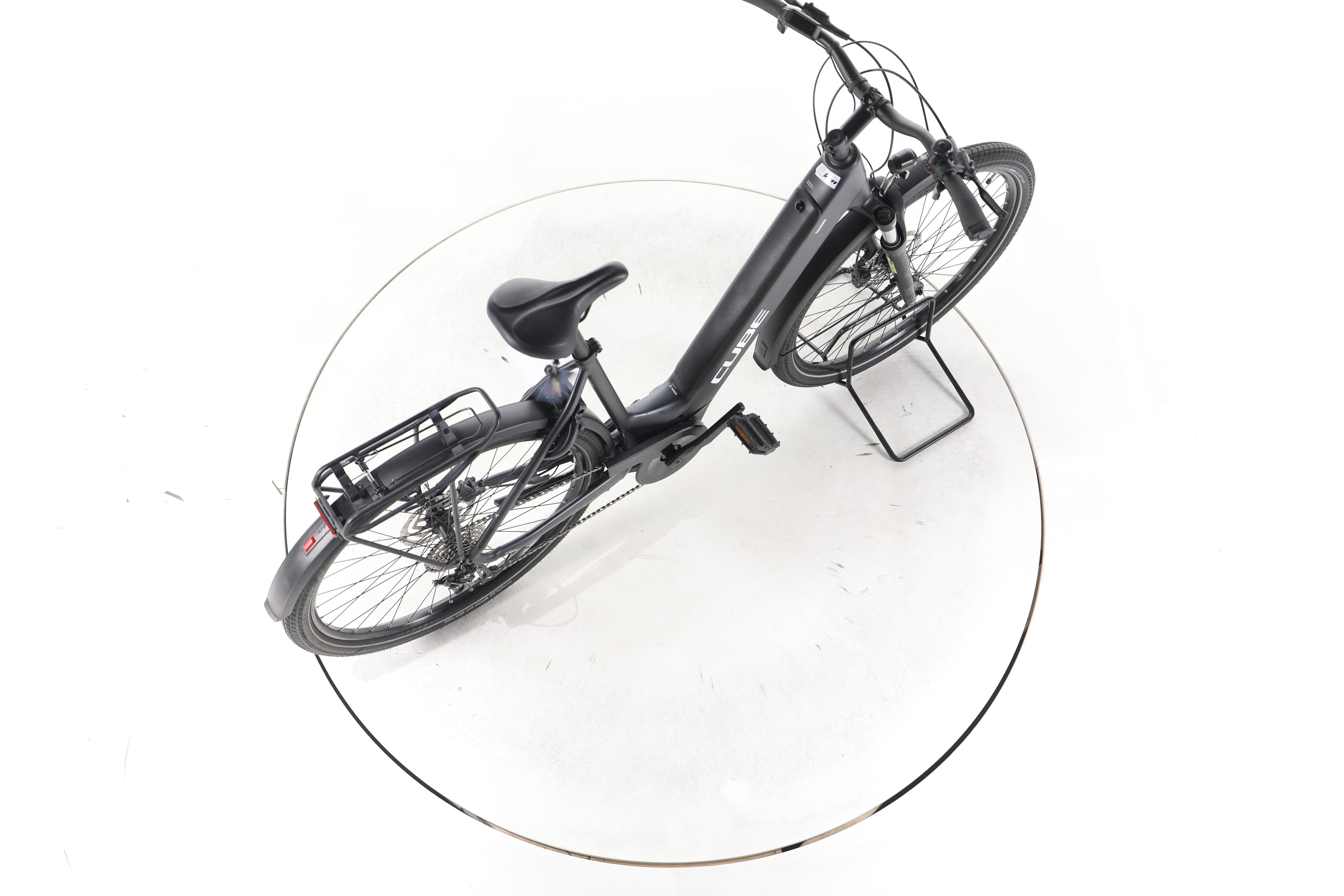 Cube Touring Hybrid ONE Trekking E-Bike Tiefeinsteiger - Image 24
