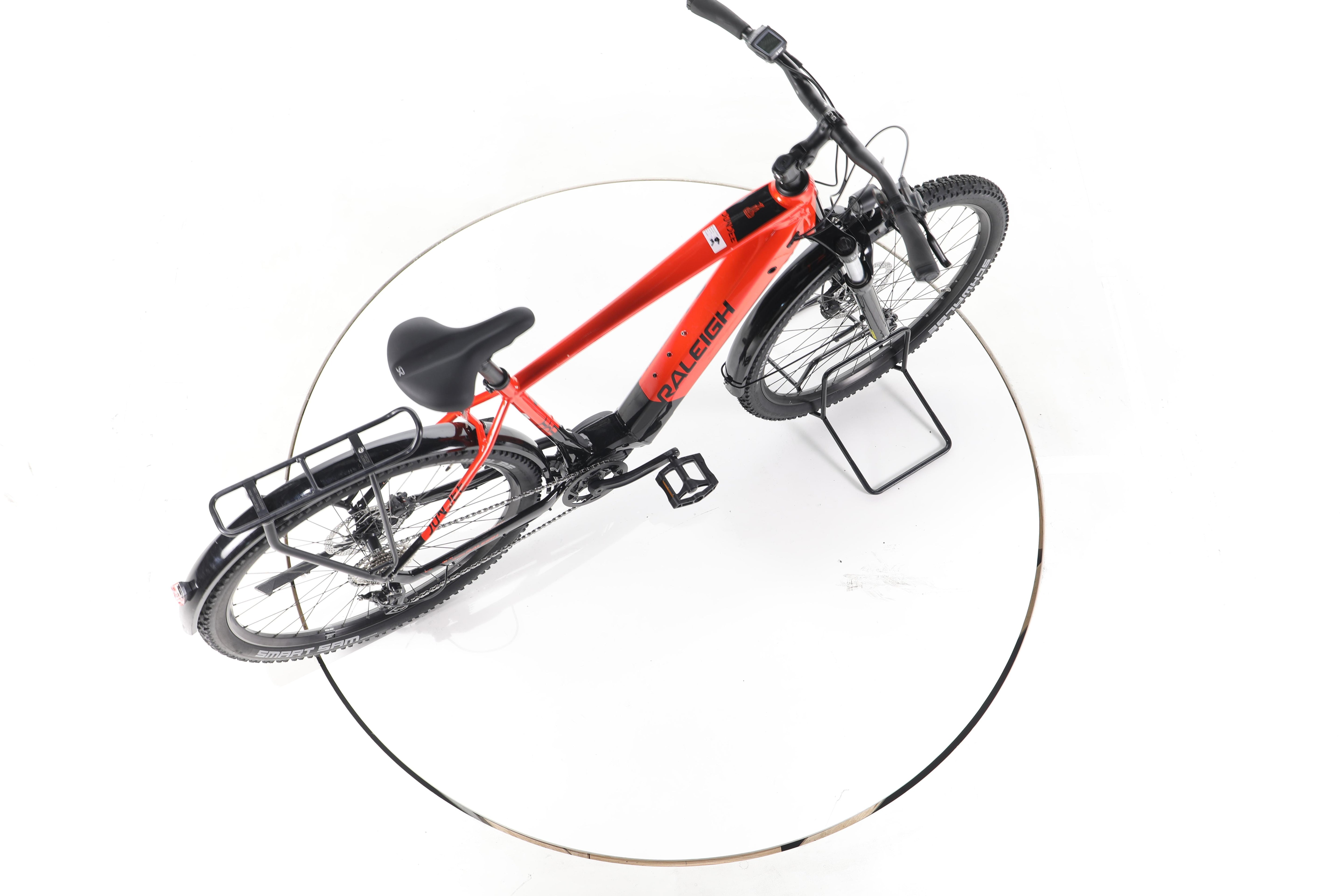 Raleigh Dundee 9 Trekking E-Bike - Image 24
