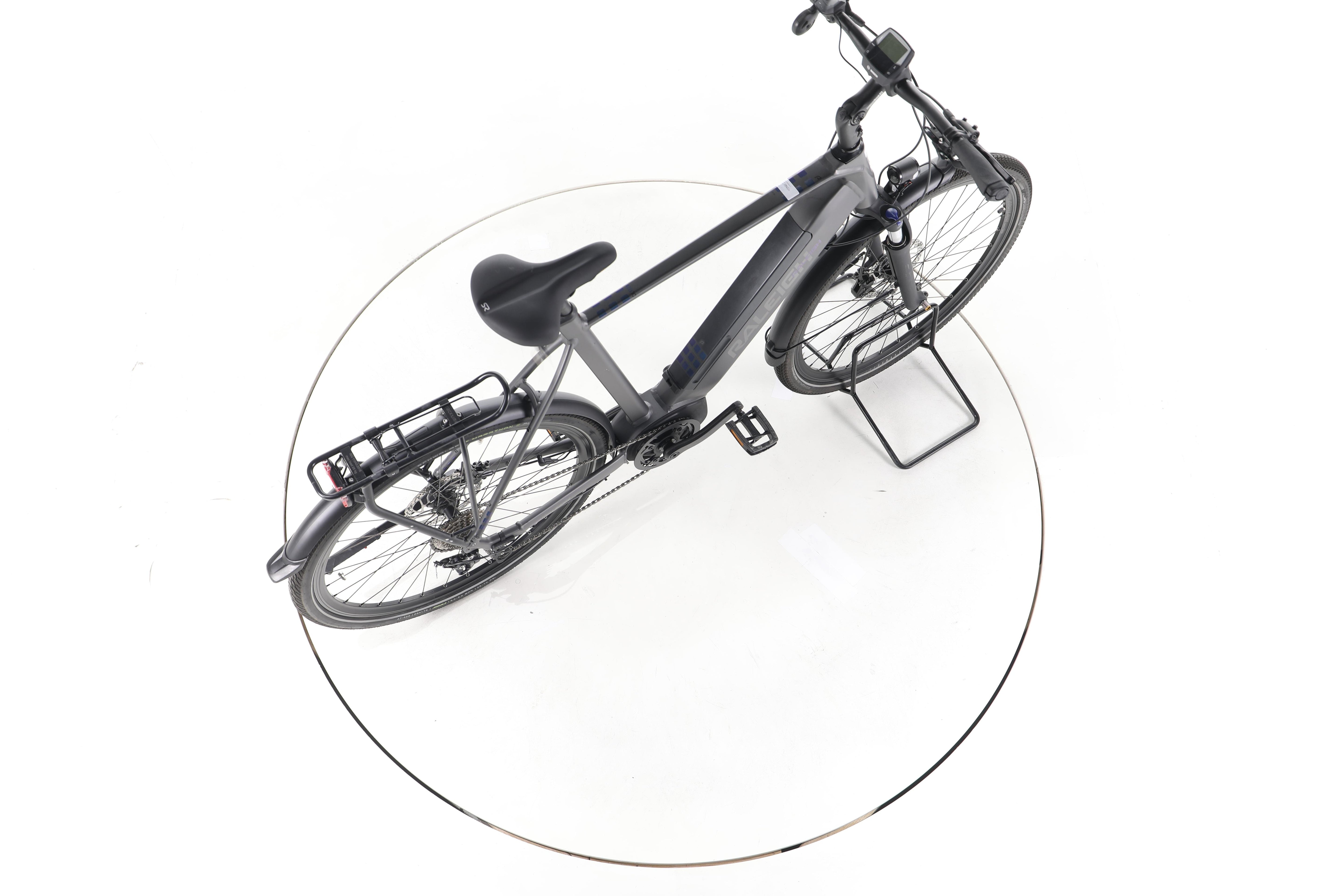Raleigh Kent 10 Trekking E-Bike - Image 24