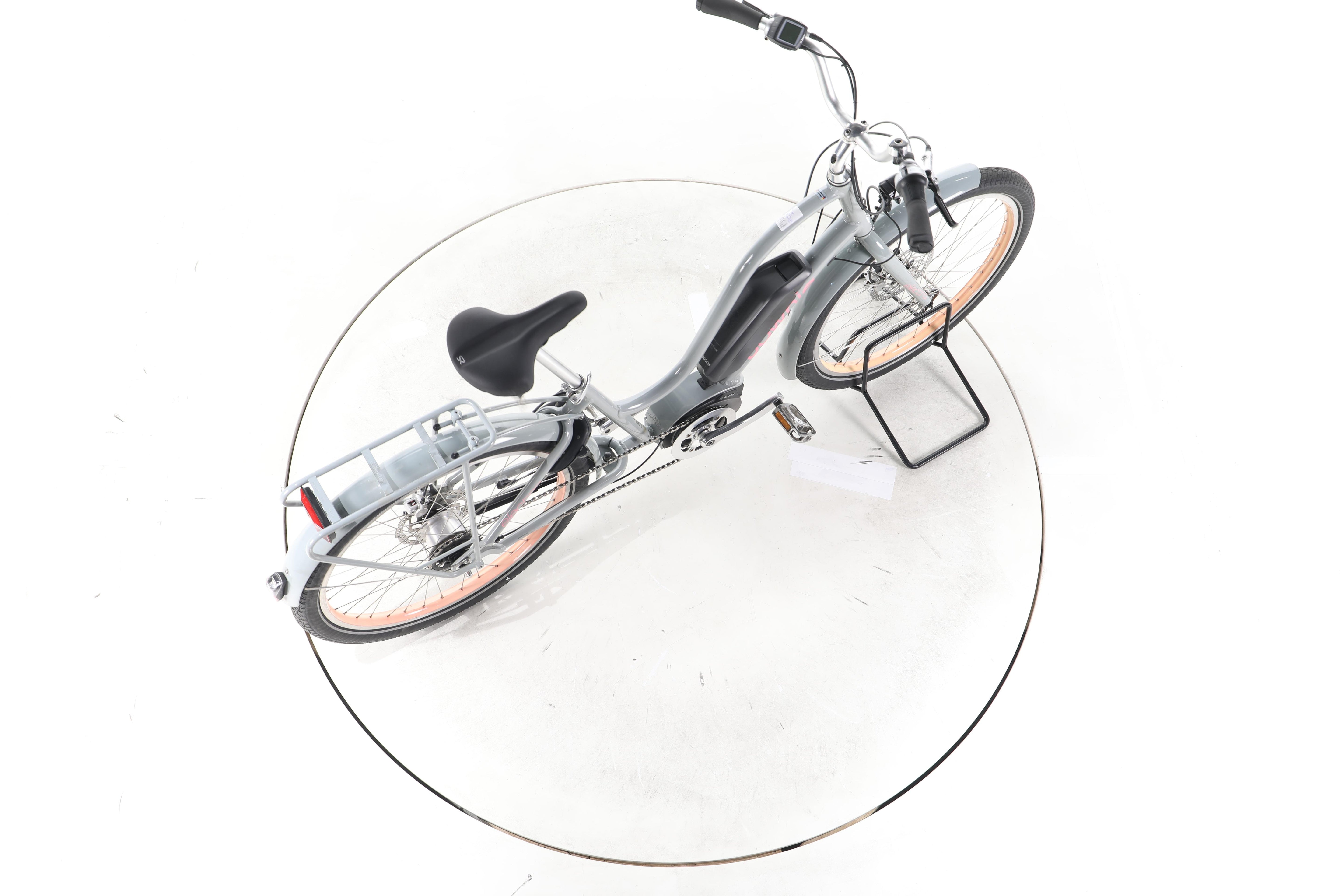 Electra Bicycle Townie Go! 5i City E-Bike - Image 24