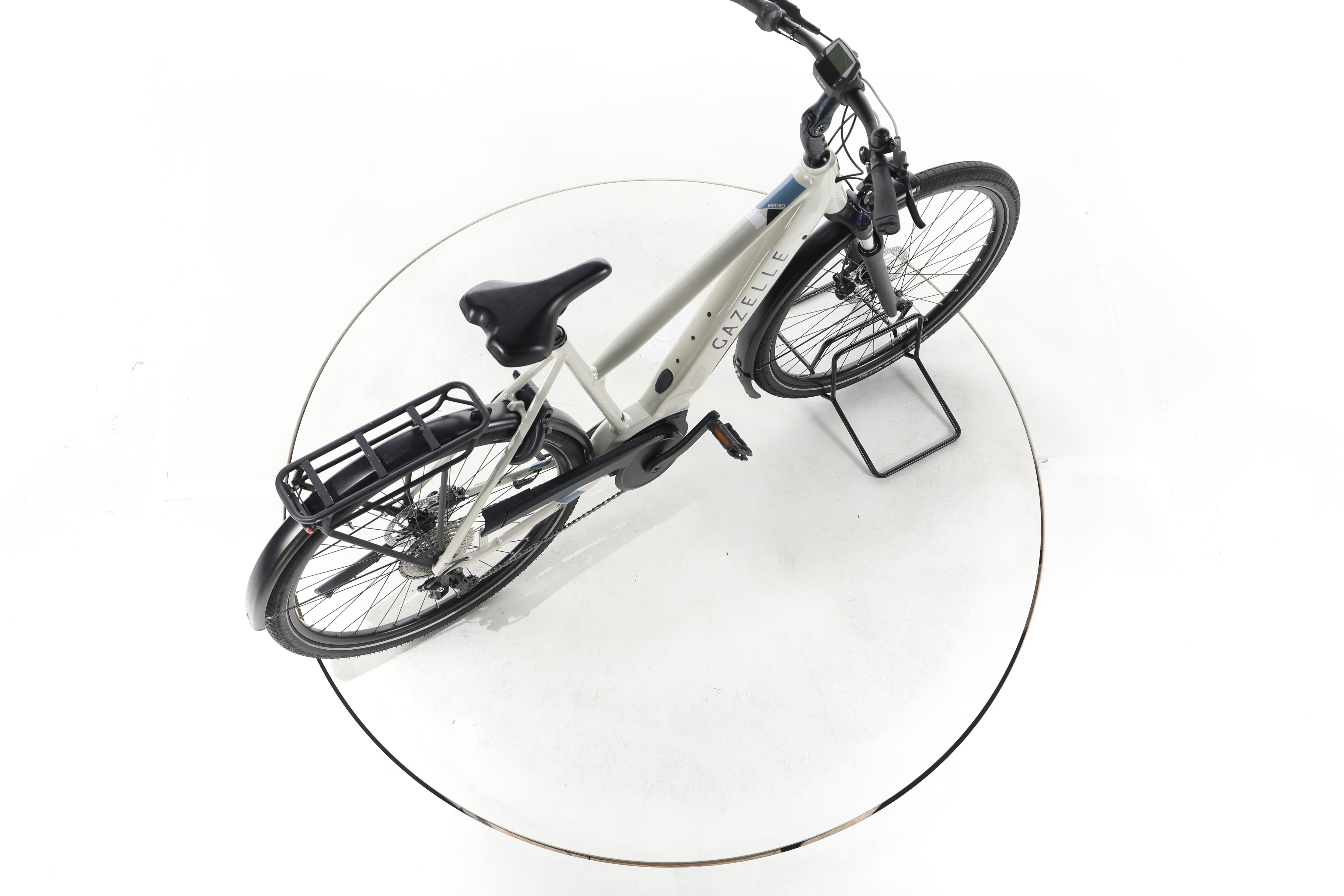 Gazelle Medeo T10 Trekking E-Bike - Image 24