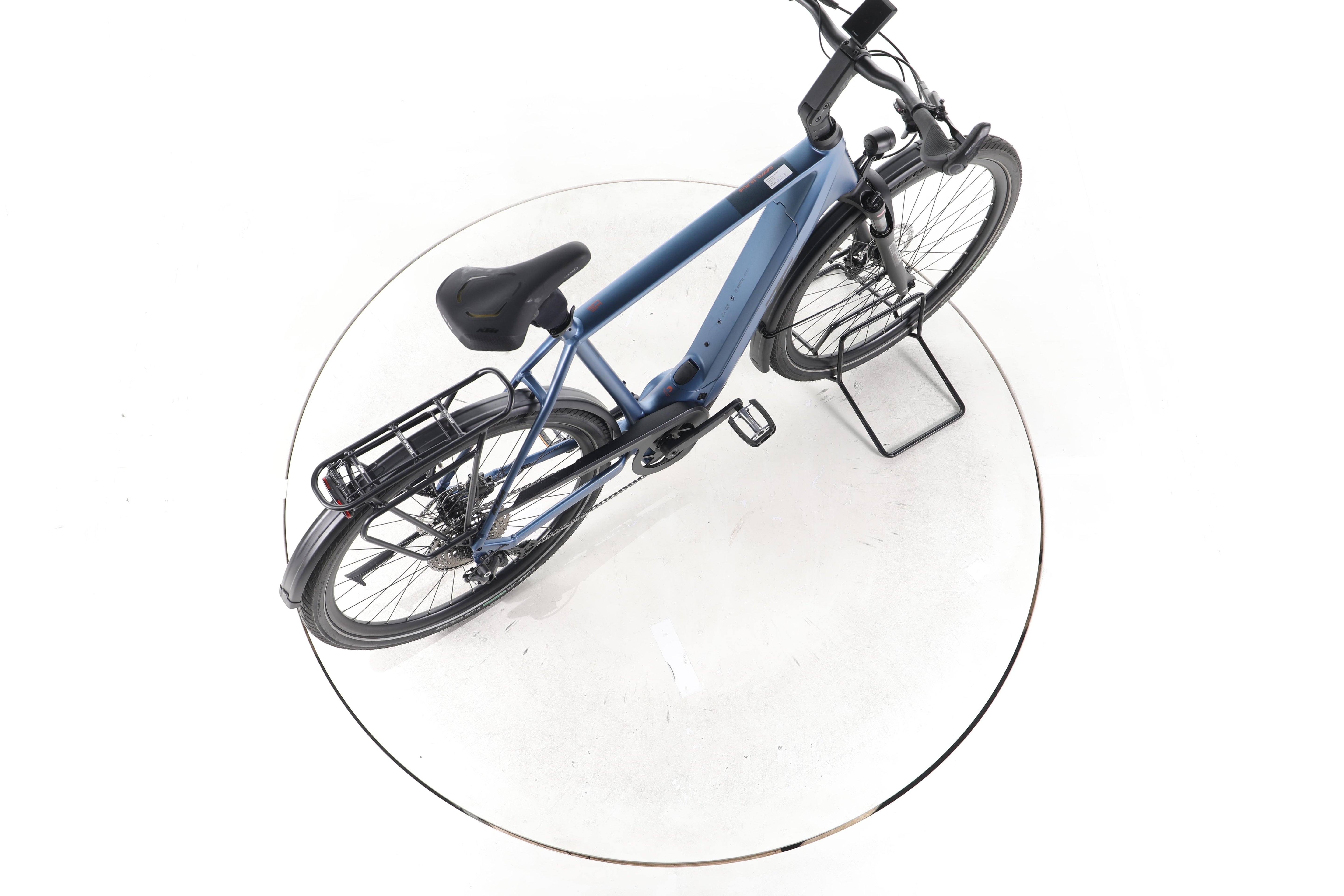 KTM Cento 10 Plus Trekking E-Bike 2025 - Image 24