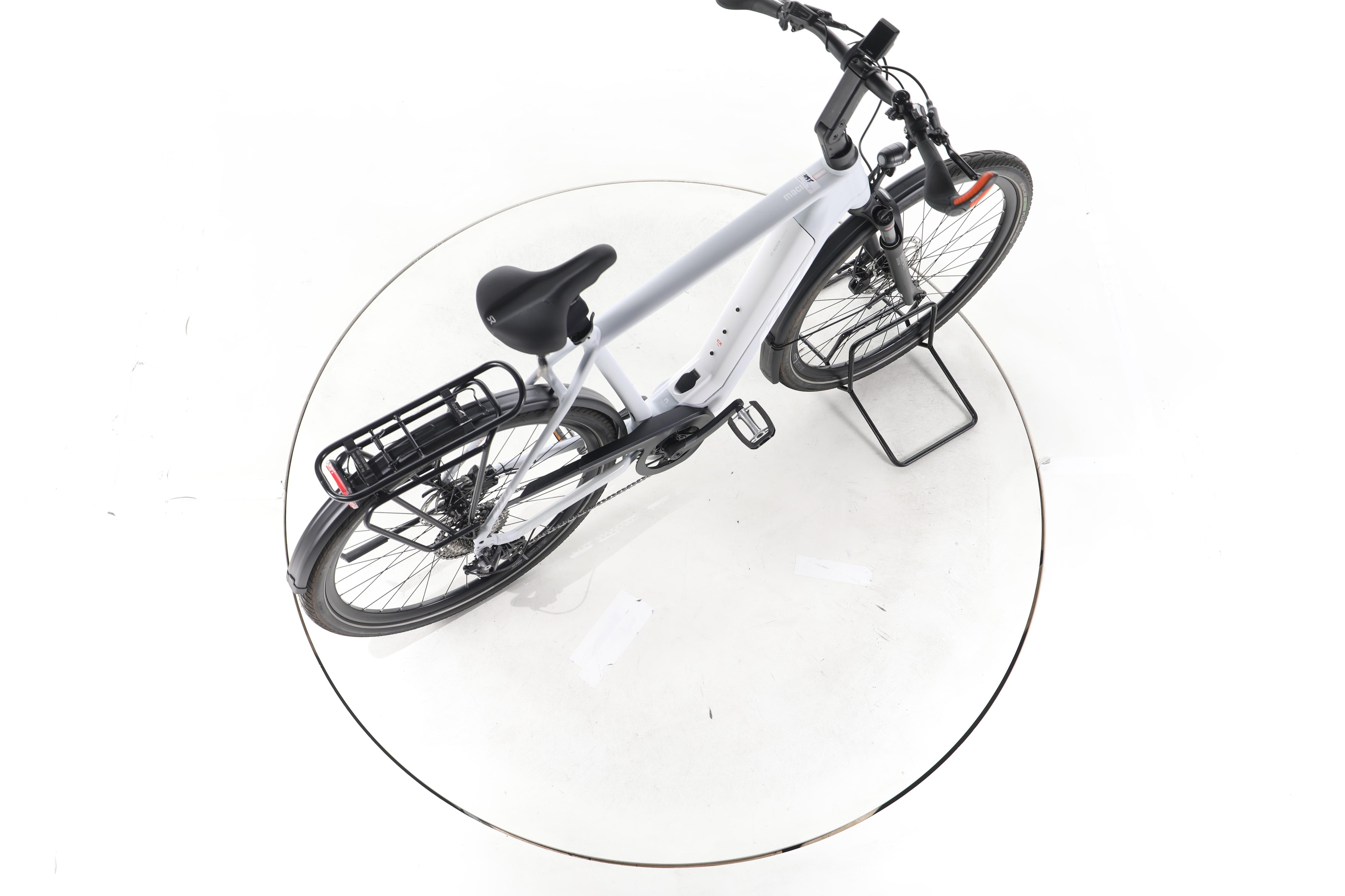 KTM Macina Style Pro Trekking E-Bike - Image 24